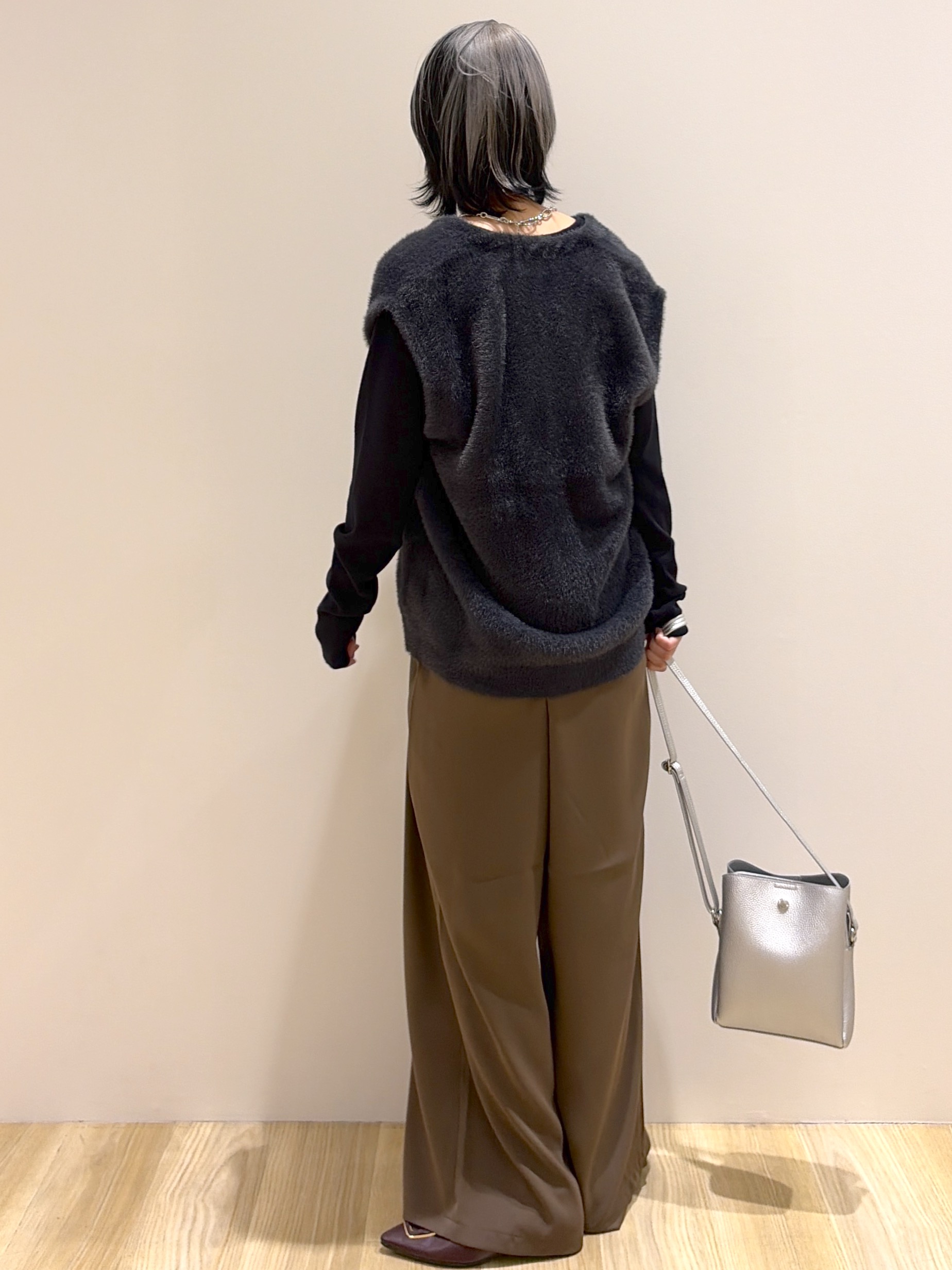 えりさんの「OPAQUE.CLIP｜衿レースニットプルオーバー【洗濯機OK】」を使ったコーディネート