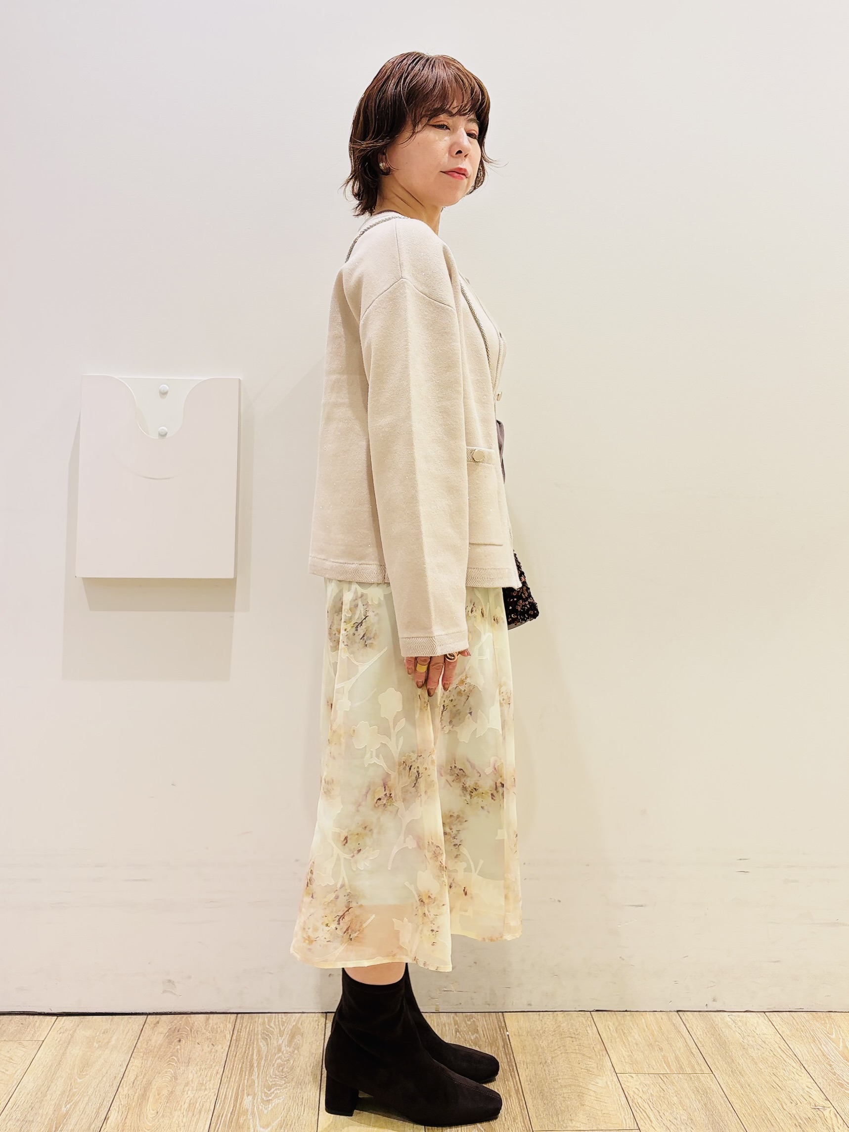 YUKOさんの「index｜【セットアップ可】ノーカラーミドルコーディガン《洗濯機OK》」を使ったコーディネート