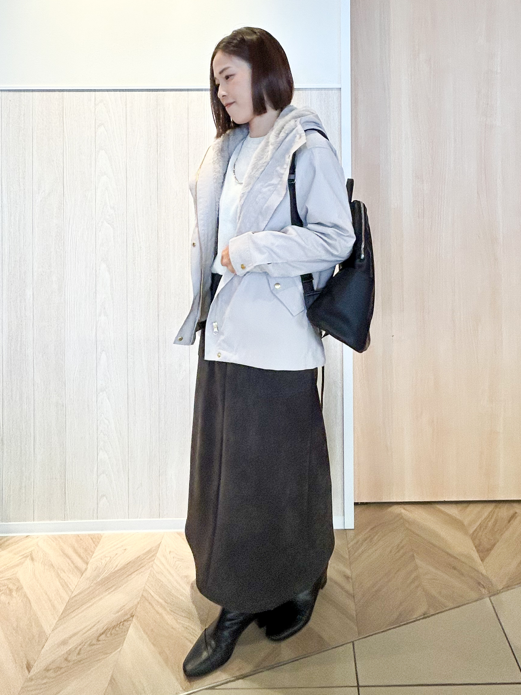 tomoさんの「SHOO･LA･RUE｜【洗濯機可/撥水/マルチWAY】ファーライナー付き 毎日欲張りマンパ」を使ったコーディネート