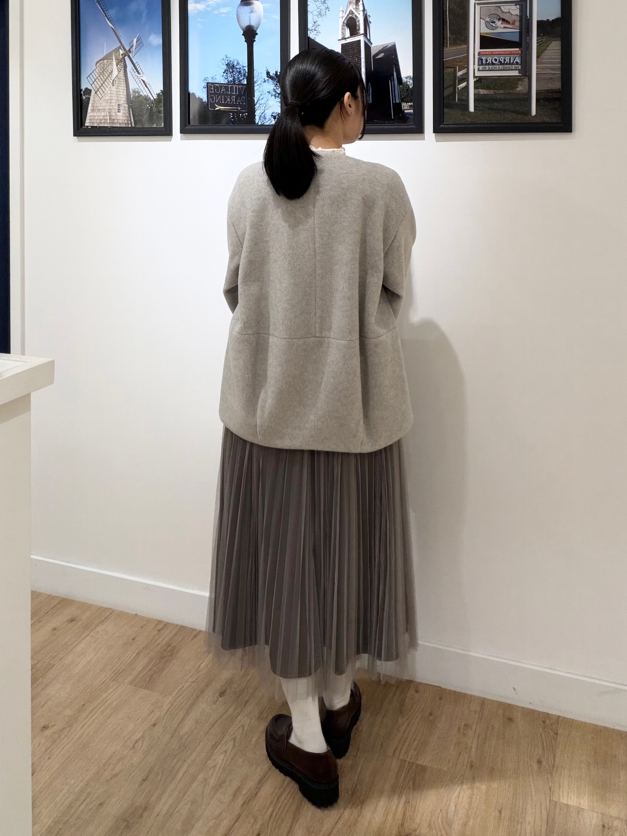 秦美里さんの「Dessin｜【洗える/秋のレイヤード】シュリンクレース ハイネックプルオーバー」を使ったコーディネート