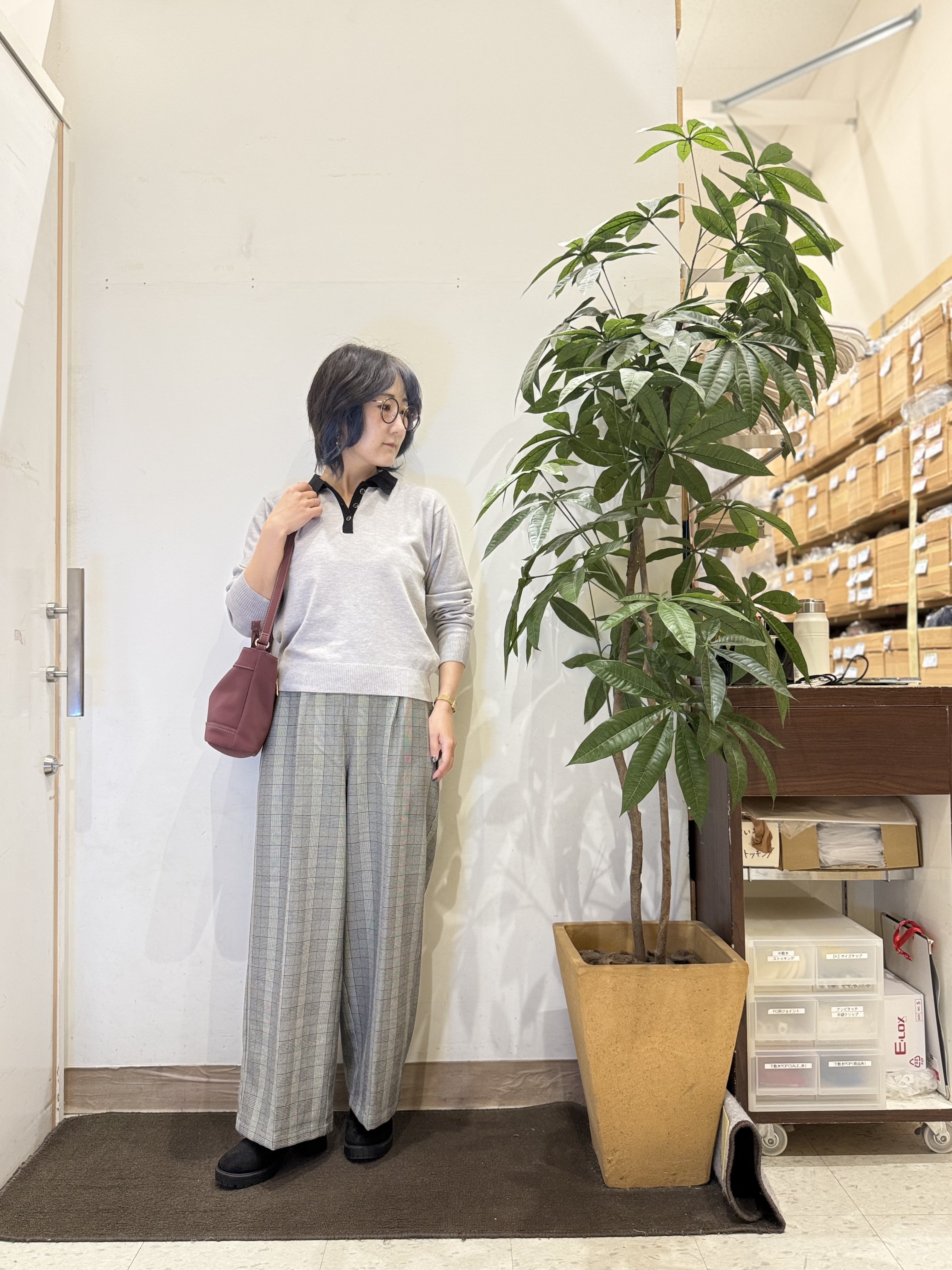misakiさんの「SHOO･LA･RUE｜【S-LL/洗濯機可】やわらかな着心地 襟付きニット」を使ったコーディネート