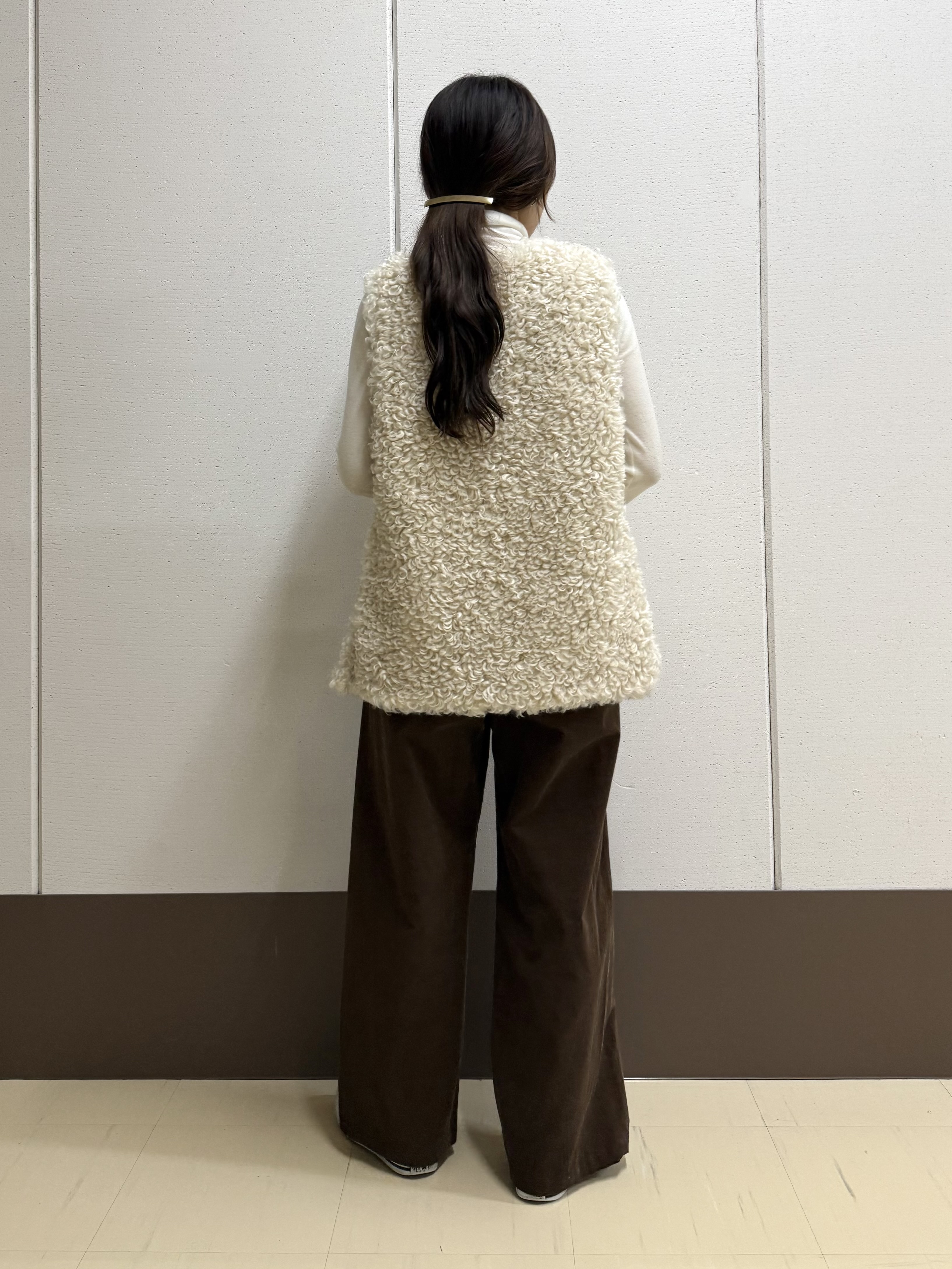 mamiさんの「INDIVI｜【ウールラメ混／軽量】 ハイネックインナーニット」を使ったコーディネート