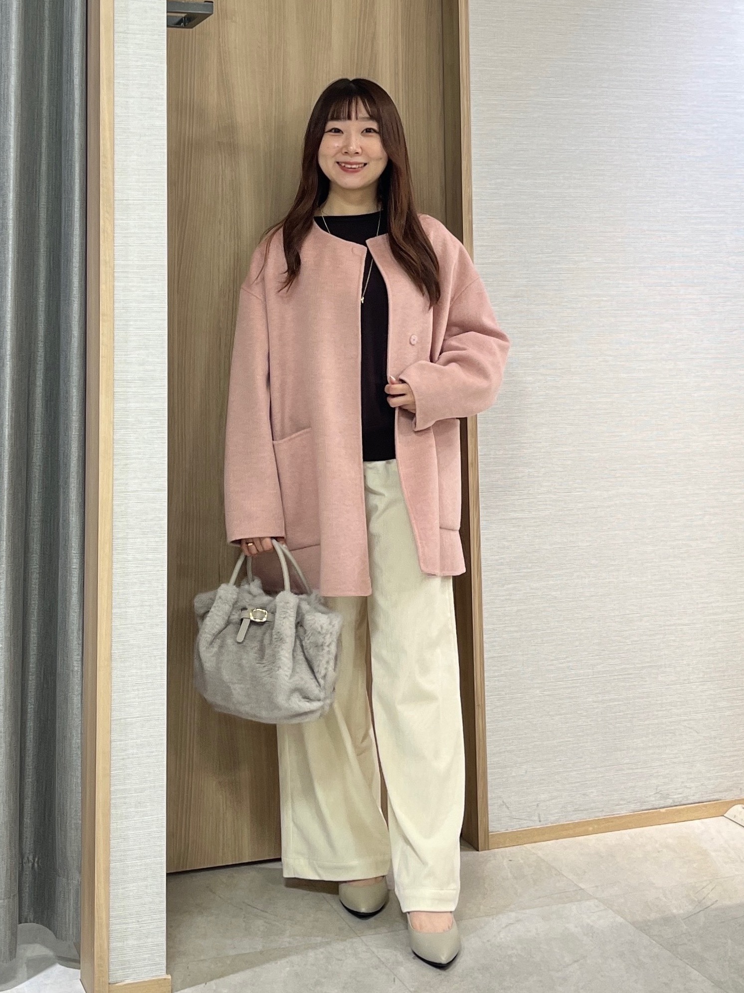 KAHOさんの「UNTITLED｜【店頭人気！/8色展開】ボリュームスリーブニットプルオーバー」を使ったコーディネート