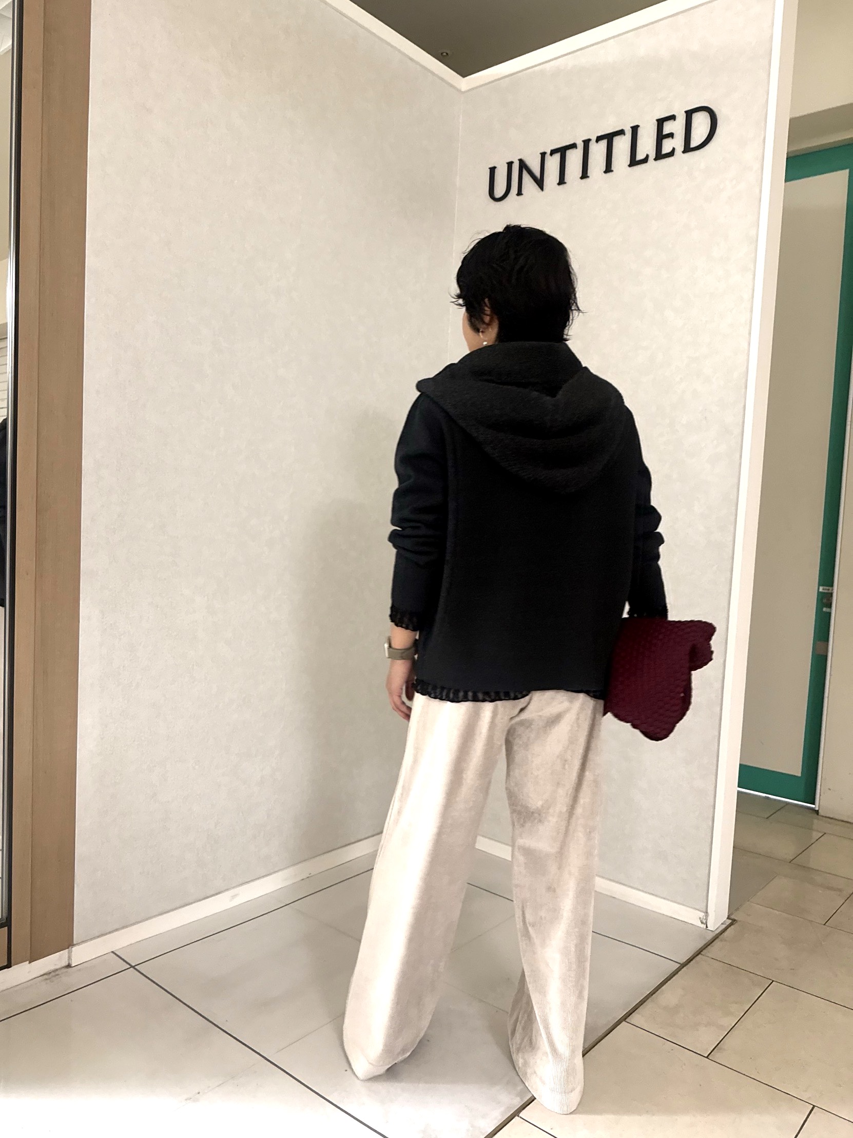 かなこさんの「UNTITLED｜【きれいめカジュアル】スウェットライクニットプルオーバー」を使ったコーディネート