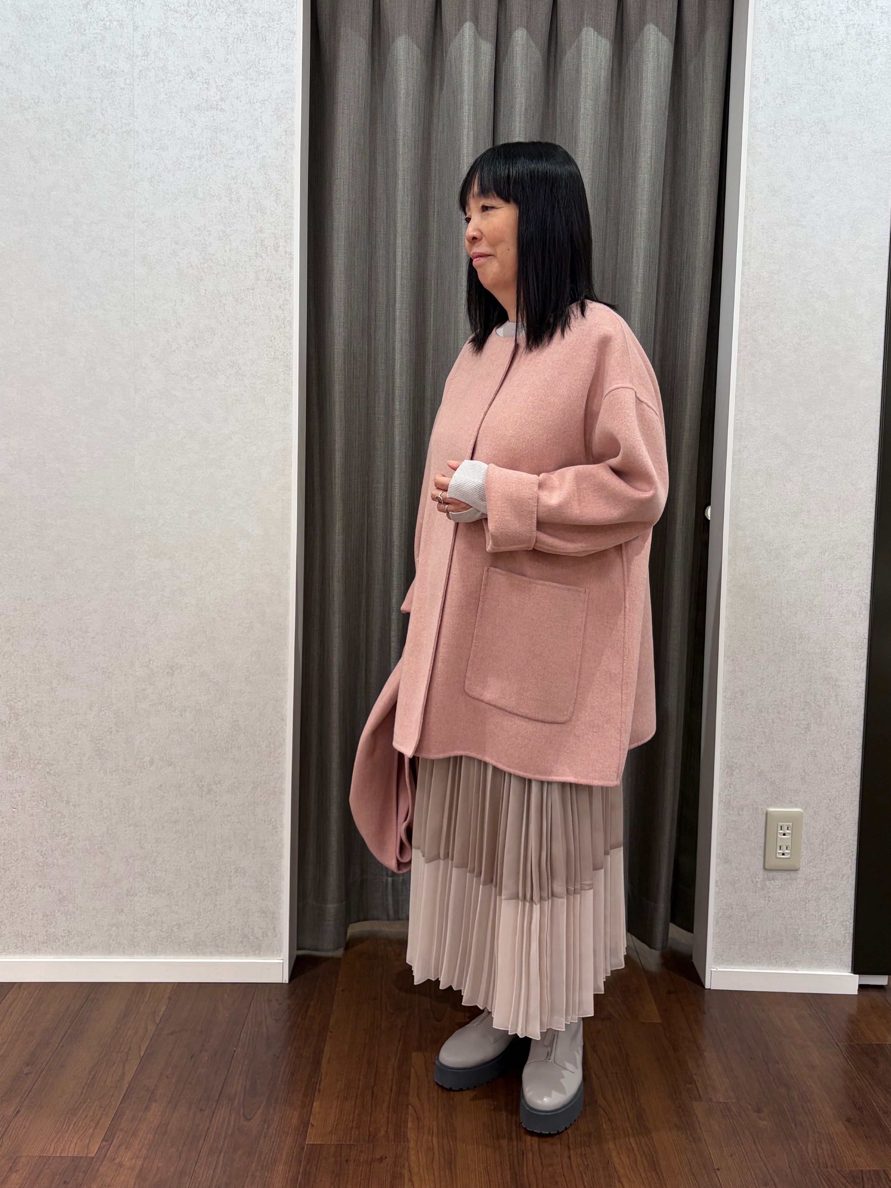 あーるさんの「UNTITLED｜【マフラー付き/ゆったり】リバーコート」を使ったコーディネート