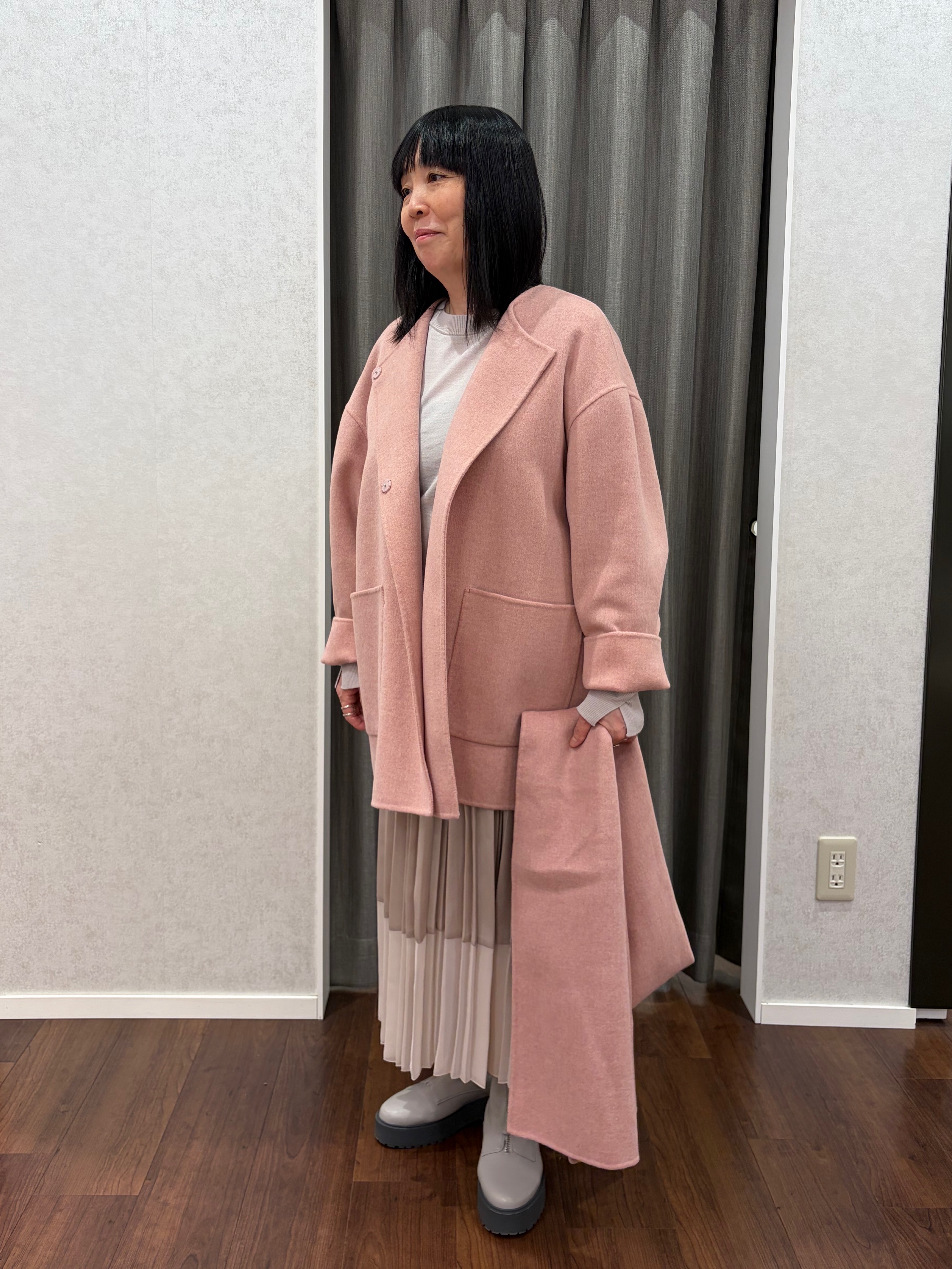あーるさんの「UNTITLED｜【マフラー付き/ゆったり】リバーコート」を使ったコーディネート