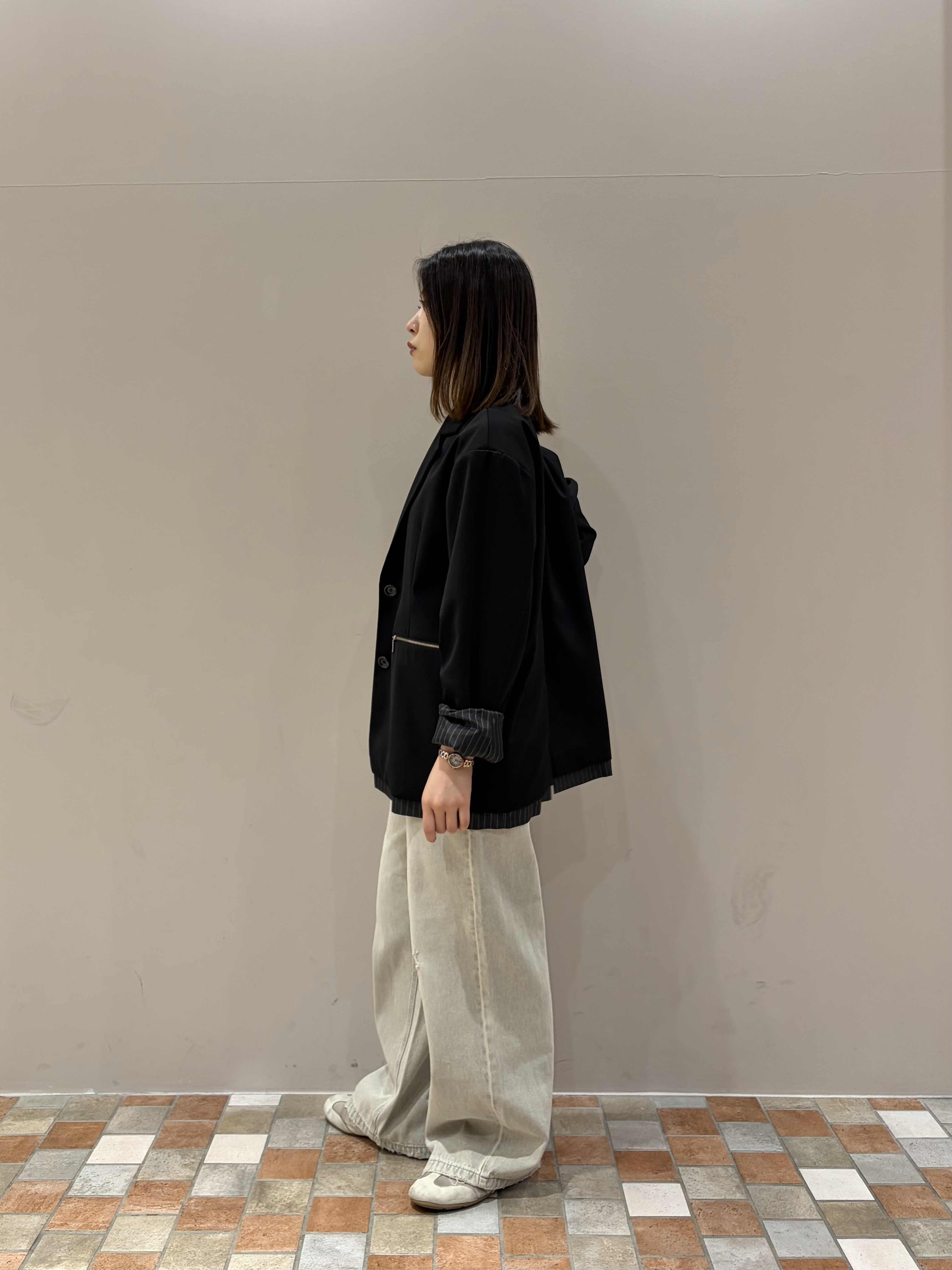 amiさんの「INDIVI｜ラインロングネックレス」を使ったコーディネート