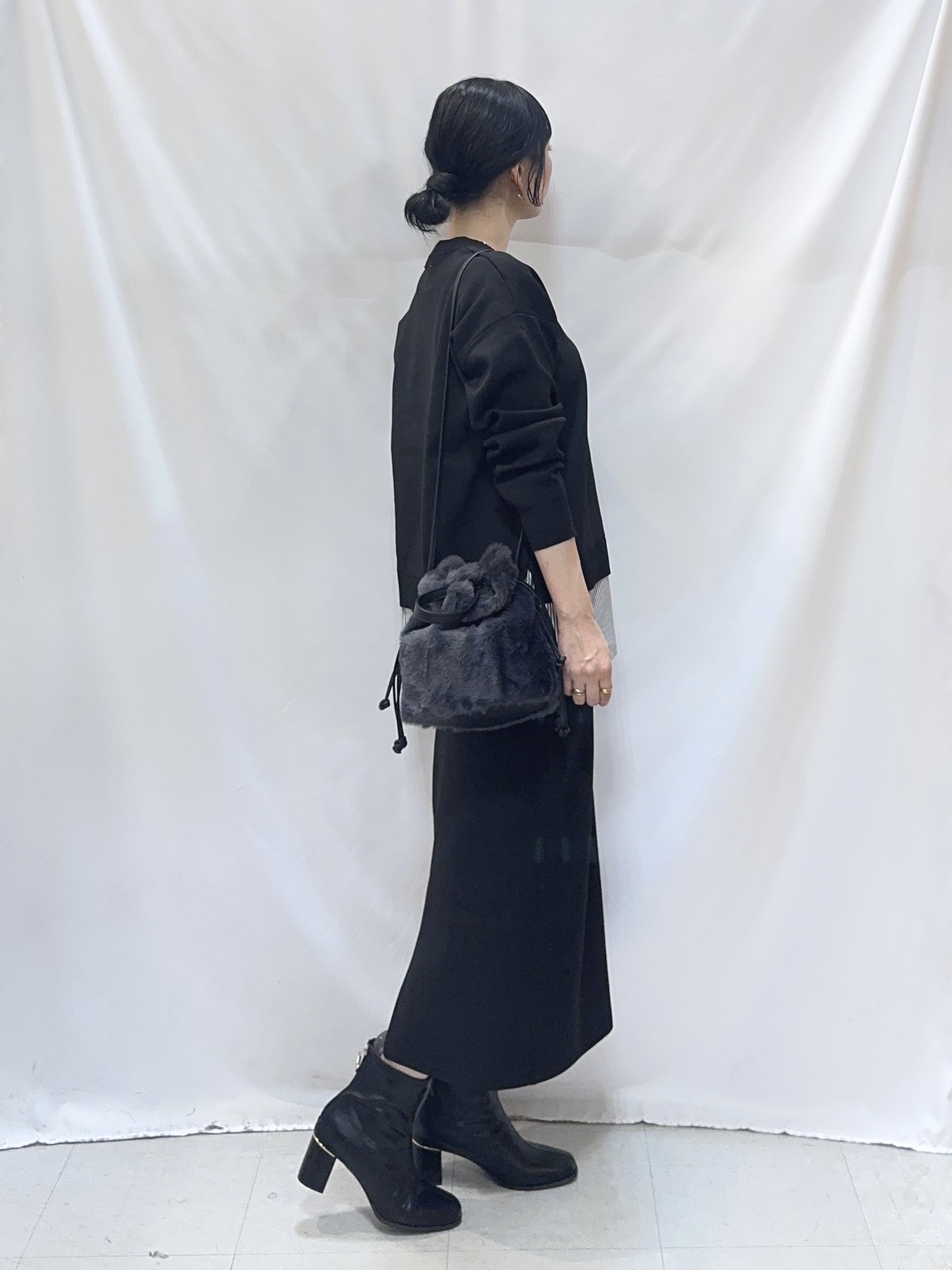 𝐇𝐢𝐫𝐨𝐦𝐢さんの「SHOO･LA･RUE｜【S-LL】着るだけできまる シャツレイヤード風 スポンディッシュニット」を使ったコーディネート