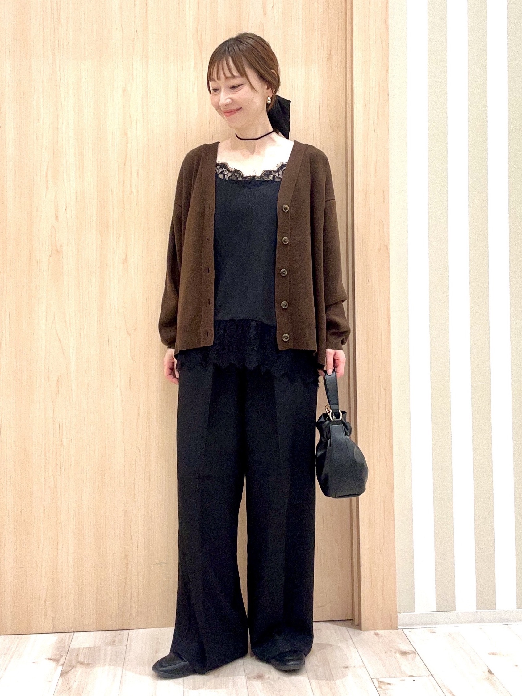 ririさんの「SHOO･LA･RUE｜【洗濯機可/S-LL】体型カバーしながらこなれ見え レース付きキャミソール」を使ったコーディネート