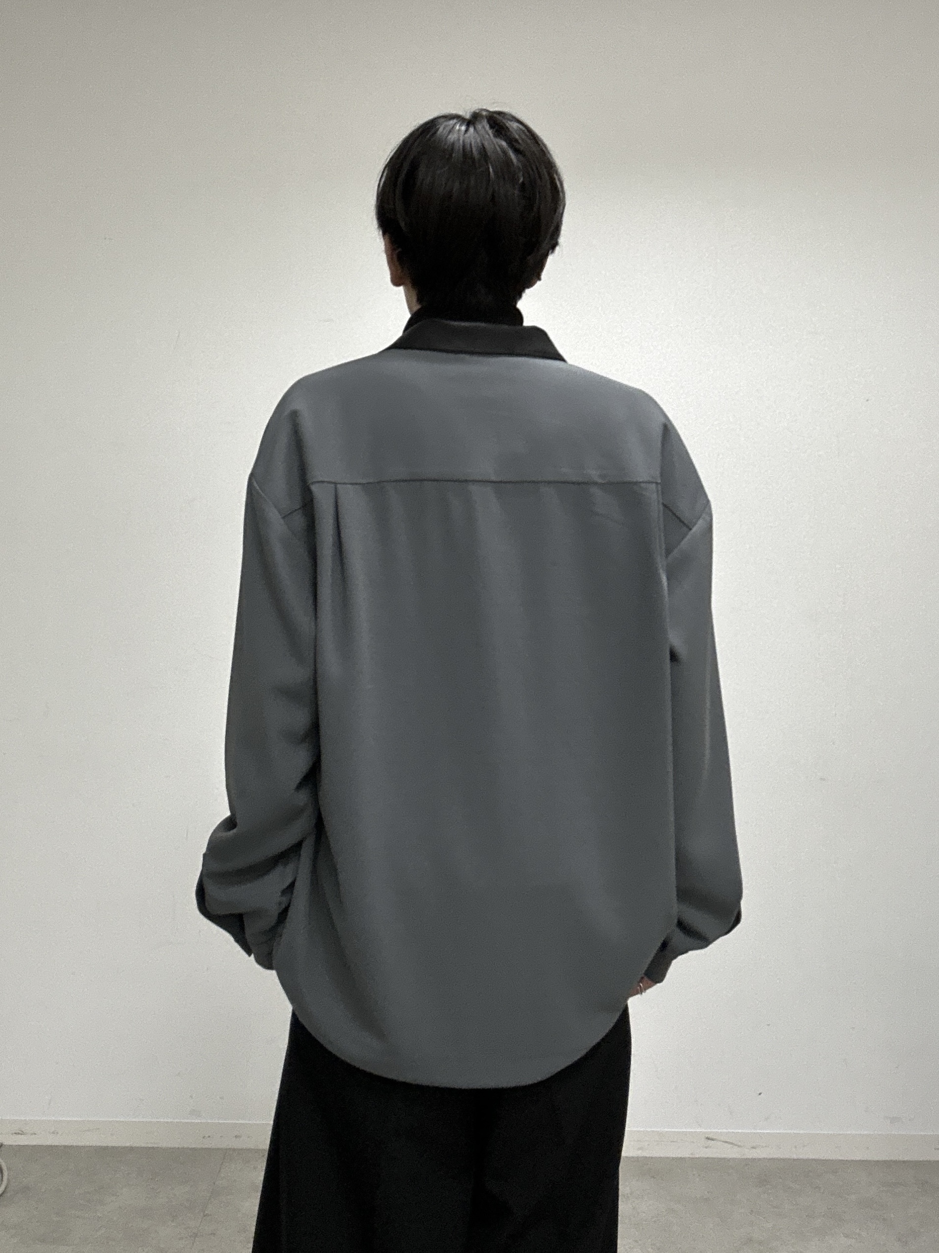 ドイさんの「tk.TAKEO KIKUCHI｜2タックワイドスラックス」を使ったコーディネート
