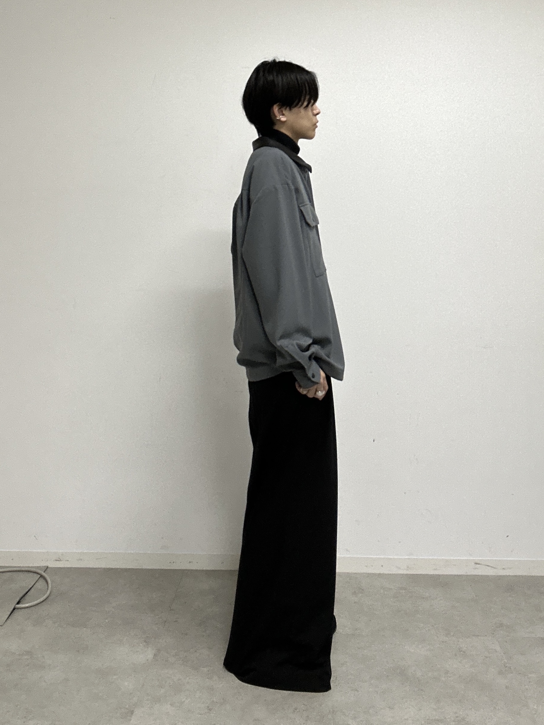 ドイさんの「tk.TAKEO KIKUCHI｜2タックワイドスラックス」を使ったコーディネート