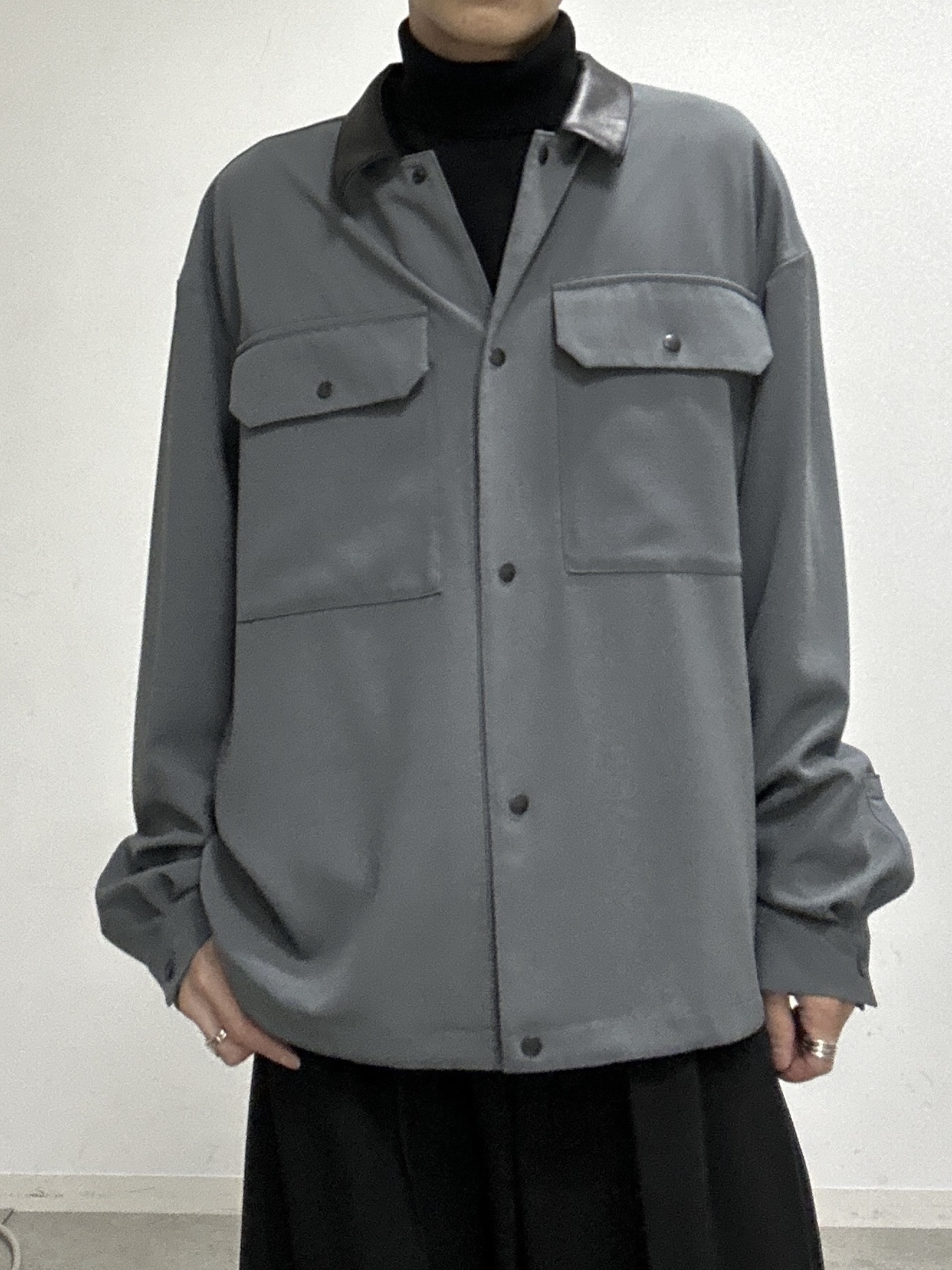 ドイさんの「tk.TAKEO KIKUCHI｜2タックワイドスラックス」を使ったコーディネート