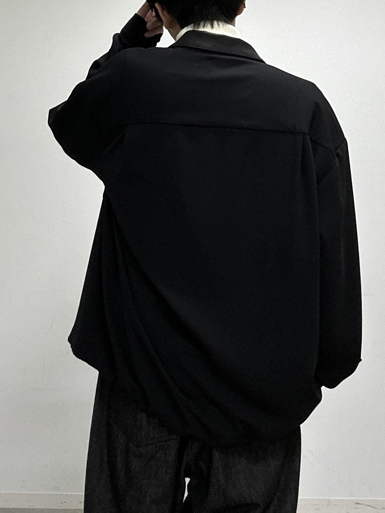 ドイさんの「tk.TAKEO KIKUCHI｜【色褪せしにくいデニム】Comfy Fadeless Denim Seriesワイドストレートデニム」を使ったコーディネート