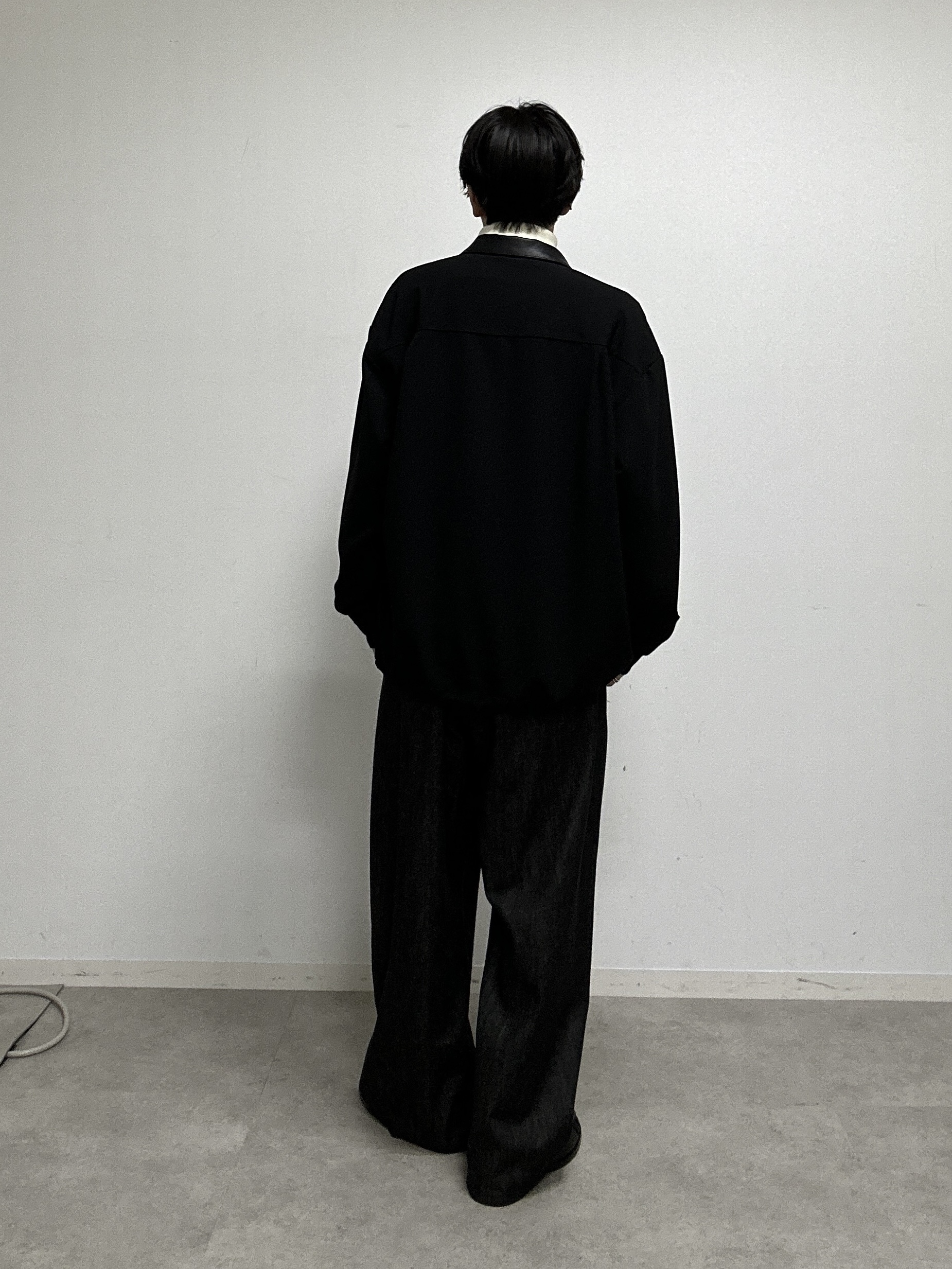 ドイさんの「tk.TAKEO KIKUCHI｜【色褪せしにくいデニム】Comfy Fadeless Denim Seriesワイドストレートデニム」を使ったコーディネート