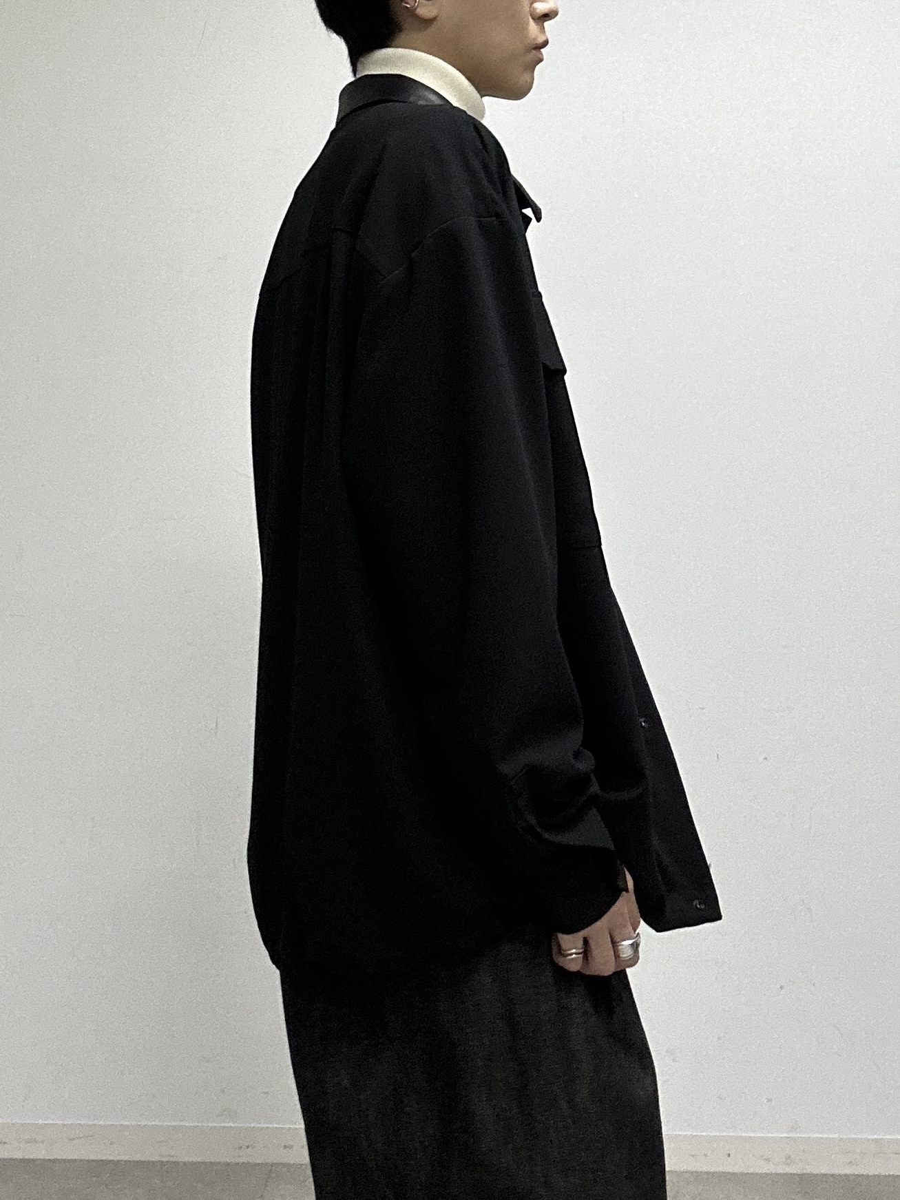 ドイさんの「tk.TAKEO KIKUCHI｜【色褪せしにくいデニム】Comfy Fadeless Denim Seriesワイドストレートデニム」を使ったコーディネート