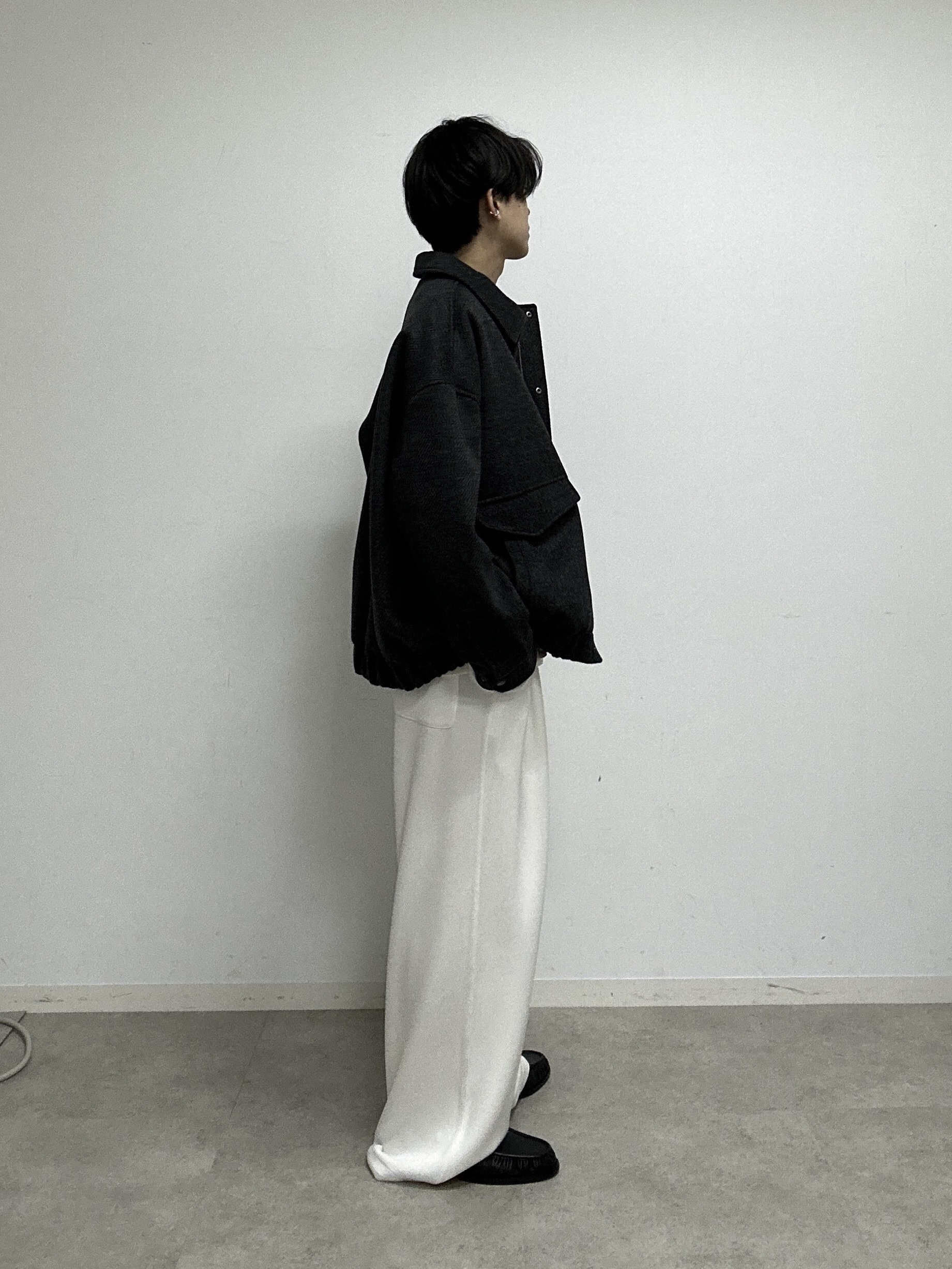 ドイさんの「tk.TAKEO KIKUCHI｜【TOROMIシリーズ】シルキータッチスウェットパンツ」を使ったコーディネート