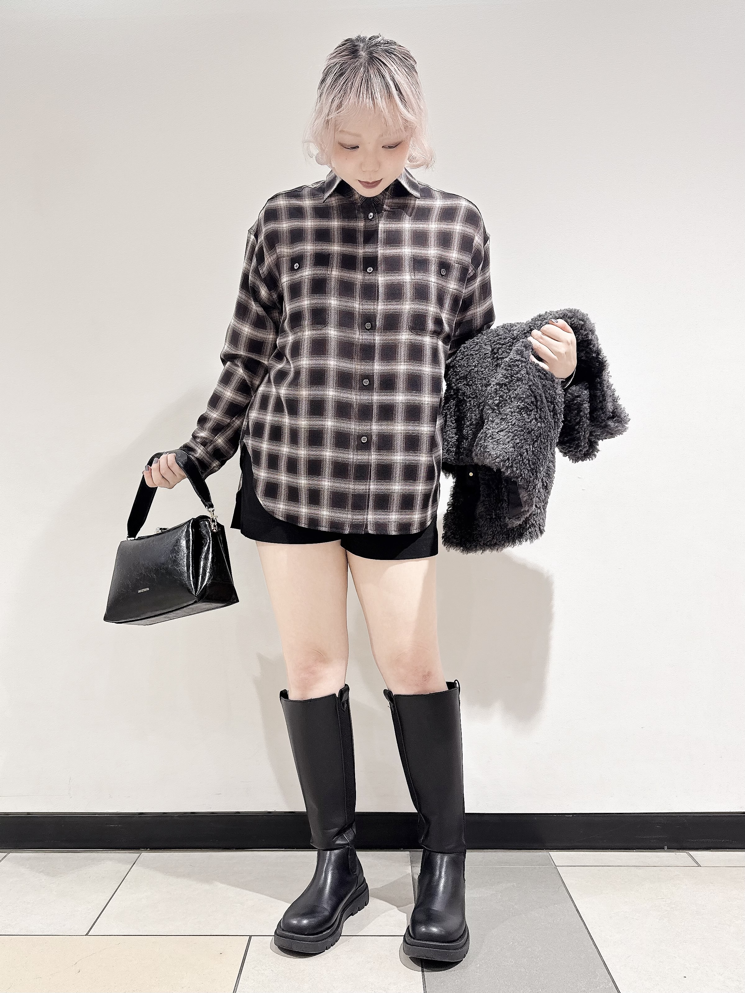 なかもとあきさんの「DRESSTERIOR｜エコファージレ」を使ったコーディネート