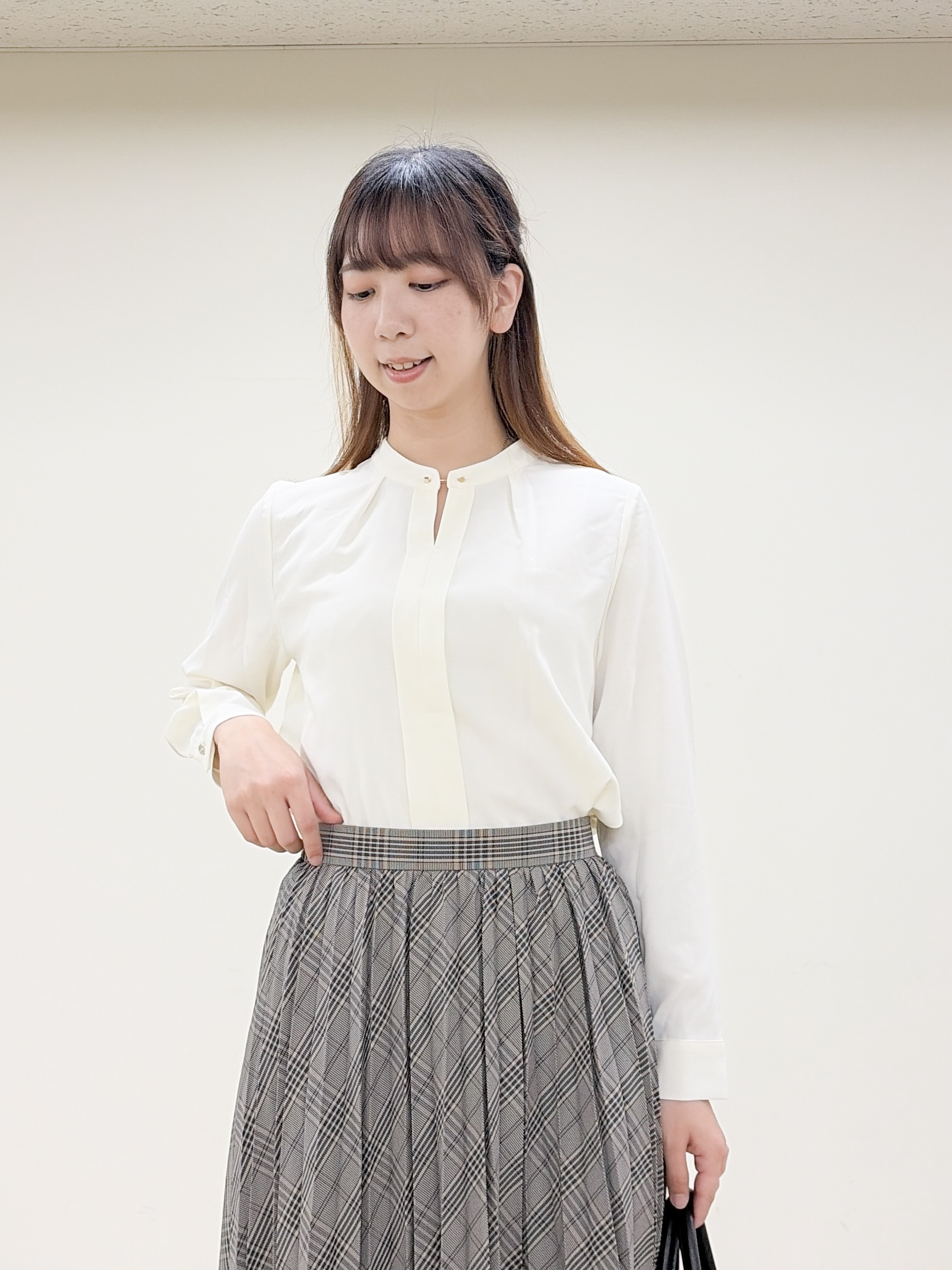 yurinaさんの「index｜柄アソートゴールドバーブラウス【洗濯機OK】」を使ったコーディネート