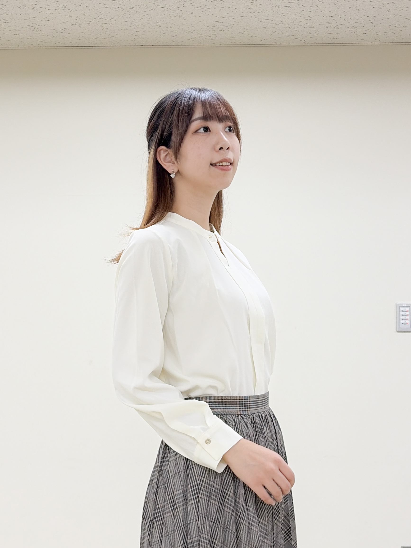yurinaさんの「index｜柄アソートゴールドバーブラウス【洗濯機OK】」を使ったコーディネート
