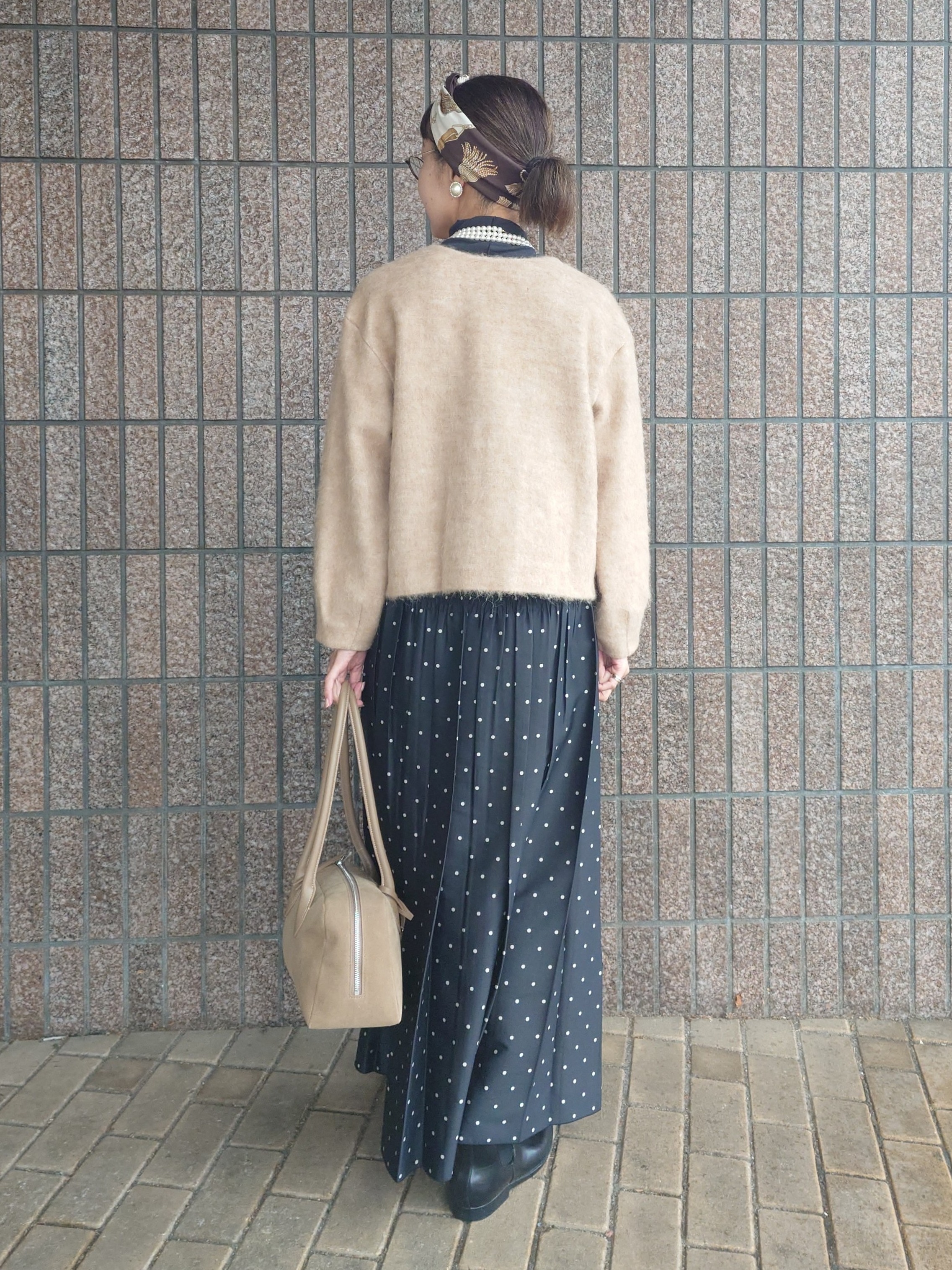 MUTSUKOさんの「UNTITLED｜【軽アウター/秋羽織り】シャギージップカーデ」を使ったコーディネート