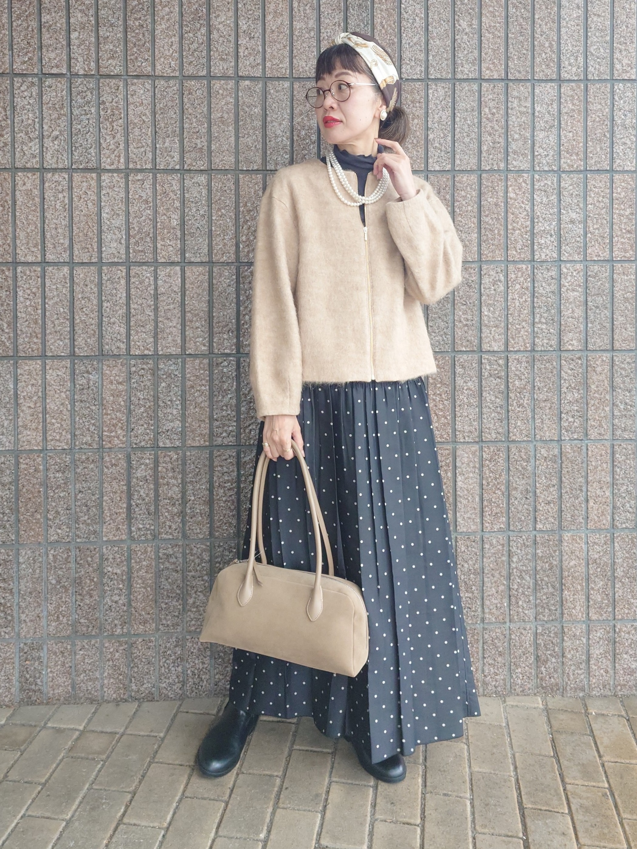 MUTSUKOさんの「UNTITLED｜【軽アウター/秋羽織り】シャギージップカーデ」を使ったコーディネート