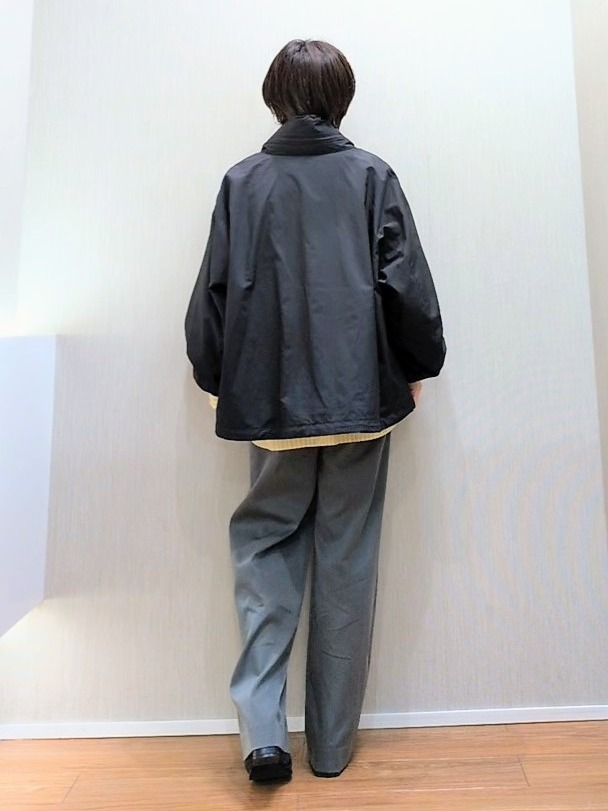 ミズタさんの「UNTITLED｜【撥水/軽アウター/2way】タフタマウンテンパーカー」を使ったコーディネート