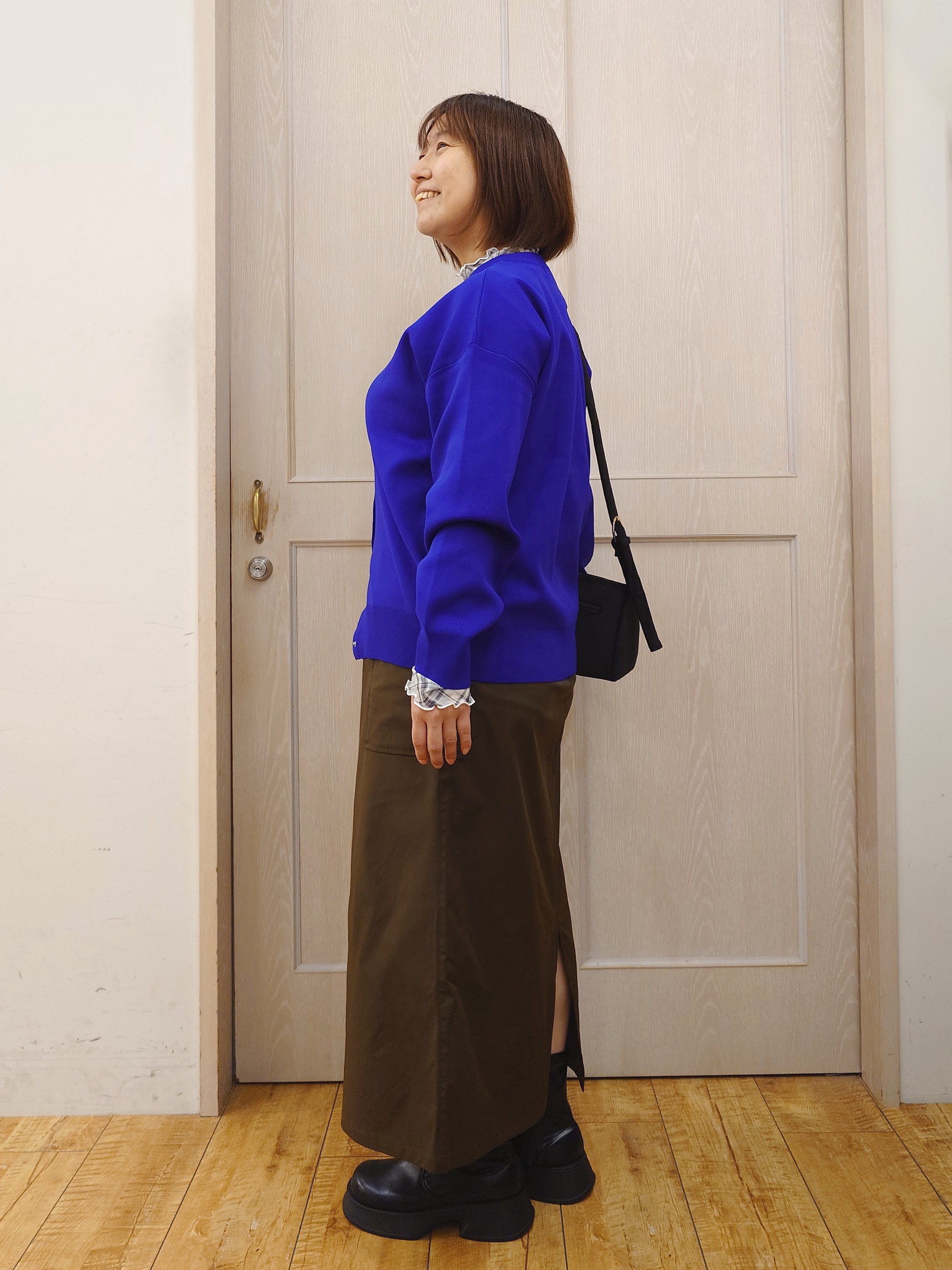 とろろさんの「SHOO･LA･RUE｜【セットアップ可/洗濯機可】軽やかに羽織れる スポンディッシュ ニットカーディガン」を使ったコーディネート