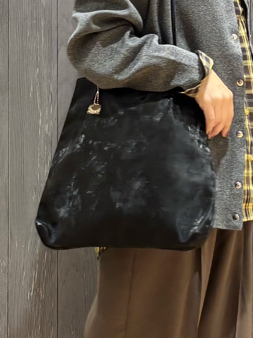 meiさんの「SHOO･LA･RUE｜【セットアップ可/洗濯機可】軽やかに羽織れる スポンディッシュ ニットカーディガン」を使ったコーディネート