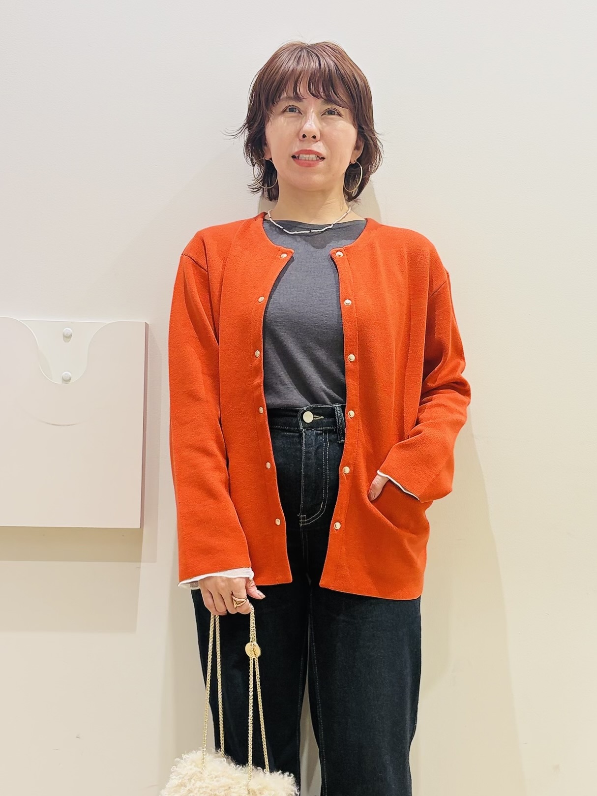 YUKOさんの「index｜スナップボタン 配色ニットカーディガン【洗濯機OK】」を使ったコーディネート