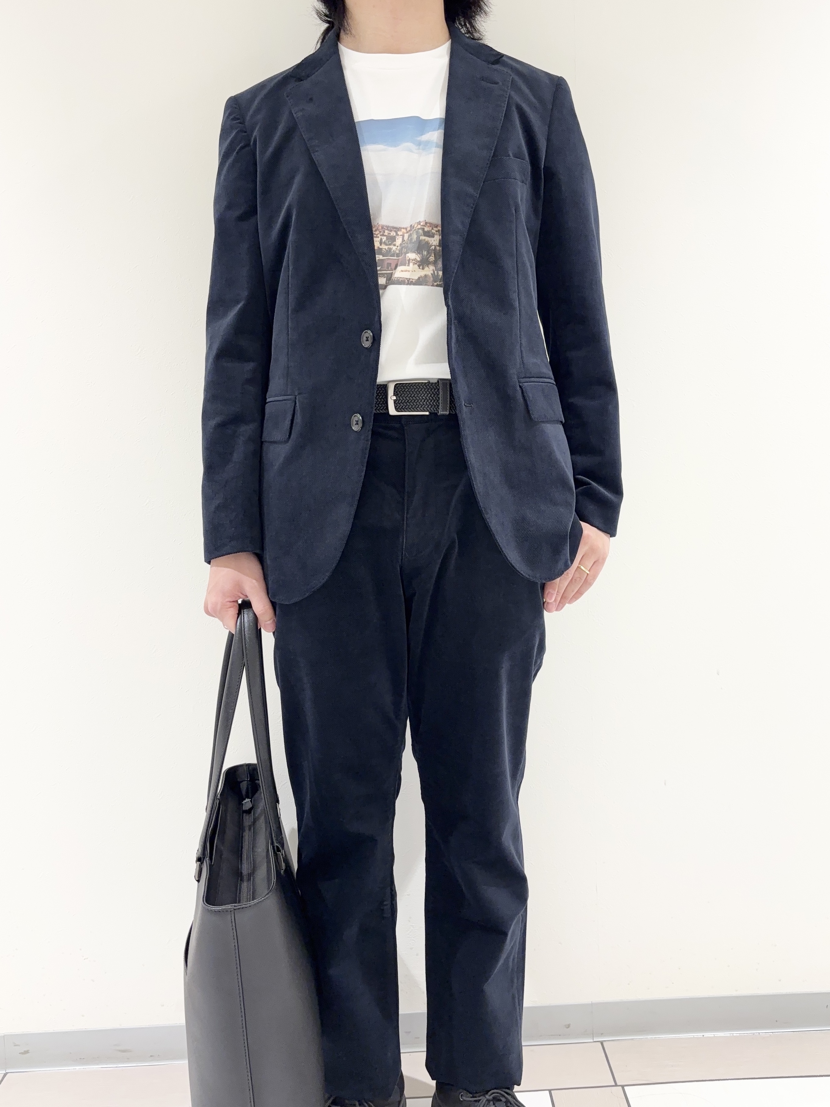 及川さんの「TAKEO KIKUCHI｜【Sサイズ～】ストレッチコーデュロイ ジャケット」を使ったコーディネート