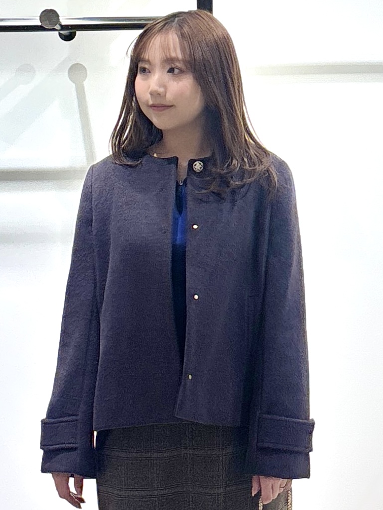 もとさんの「OPAQUE.CLIP｜【植草美幸先生が指南する好印象スタイル】カシミヤ混ノーカラーショートコート」を使ったコーディネート