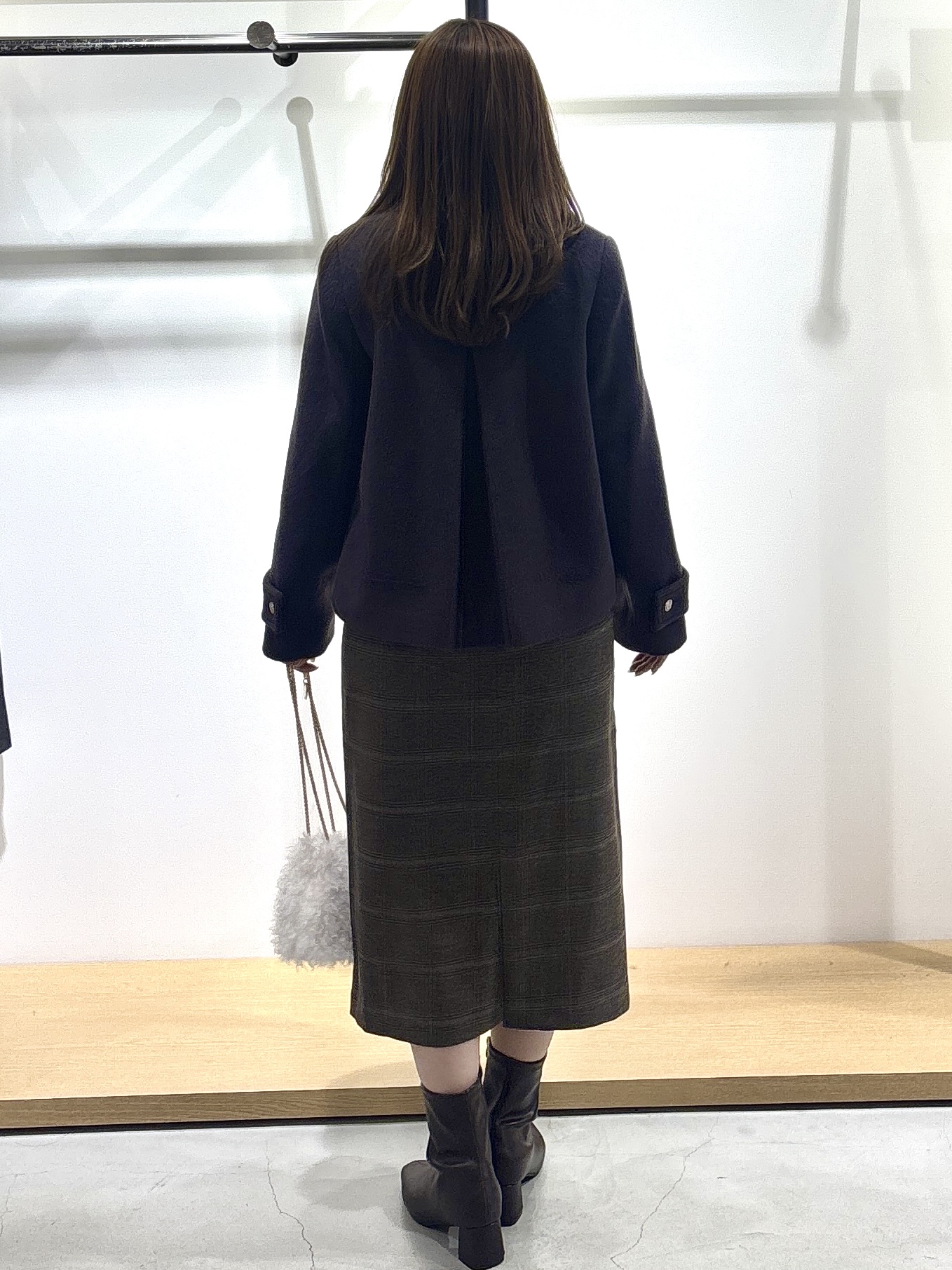 もとさんの「OPAQUE.CLIP｜【植草美幸先生が指南する好印象スタイル】カシミヤ混ノーカラーショートコート」を使ったコーディネート