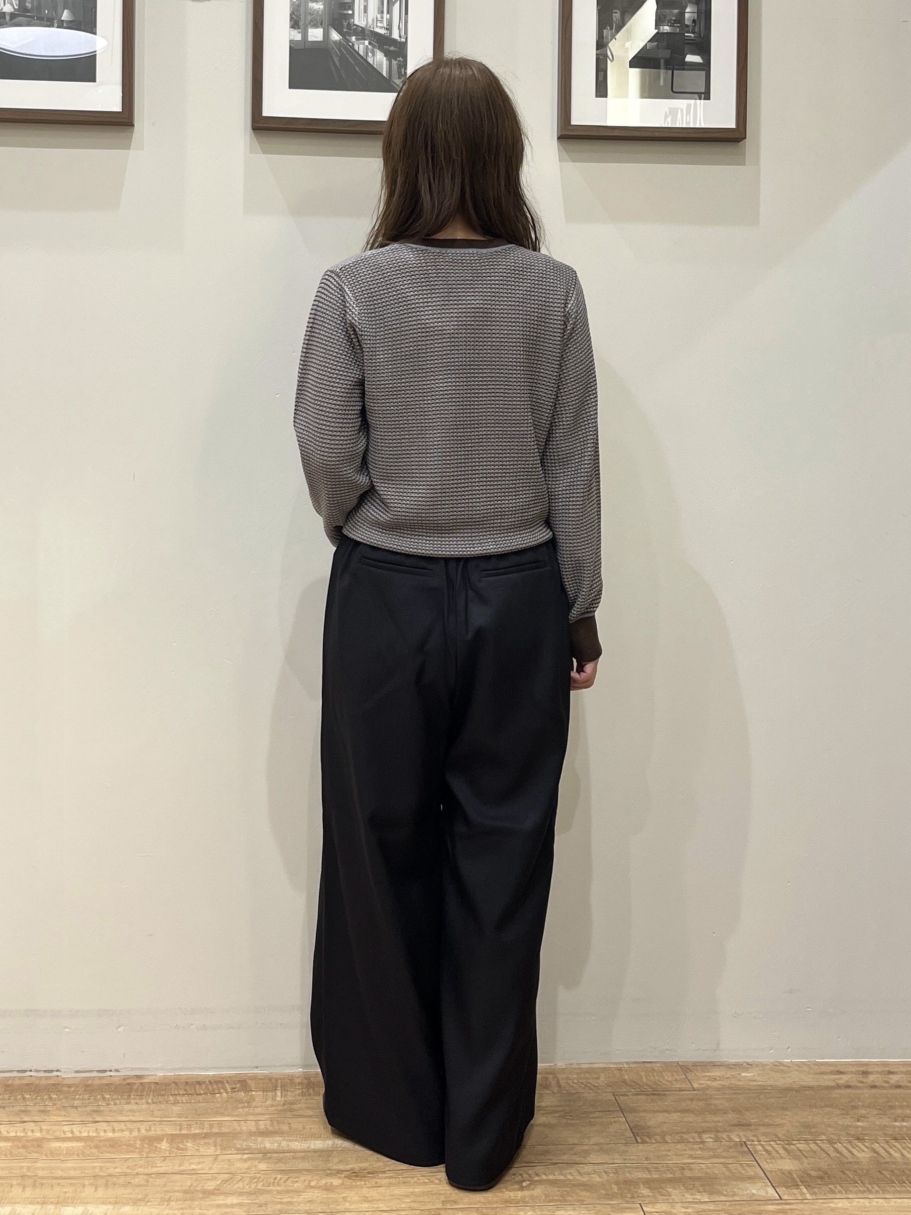 まつみさんの「SHOO･LA･RUE｜【毛玉になりにくい/S-LL/洗濯機可/体型カバー】Vネックゆったりカーディガン」を使ったコーディネート