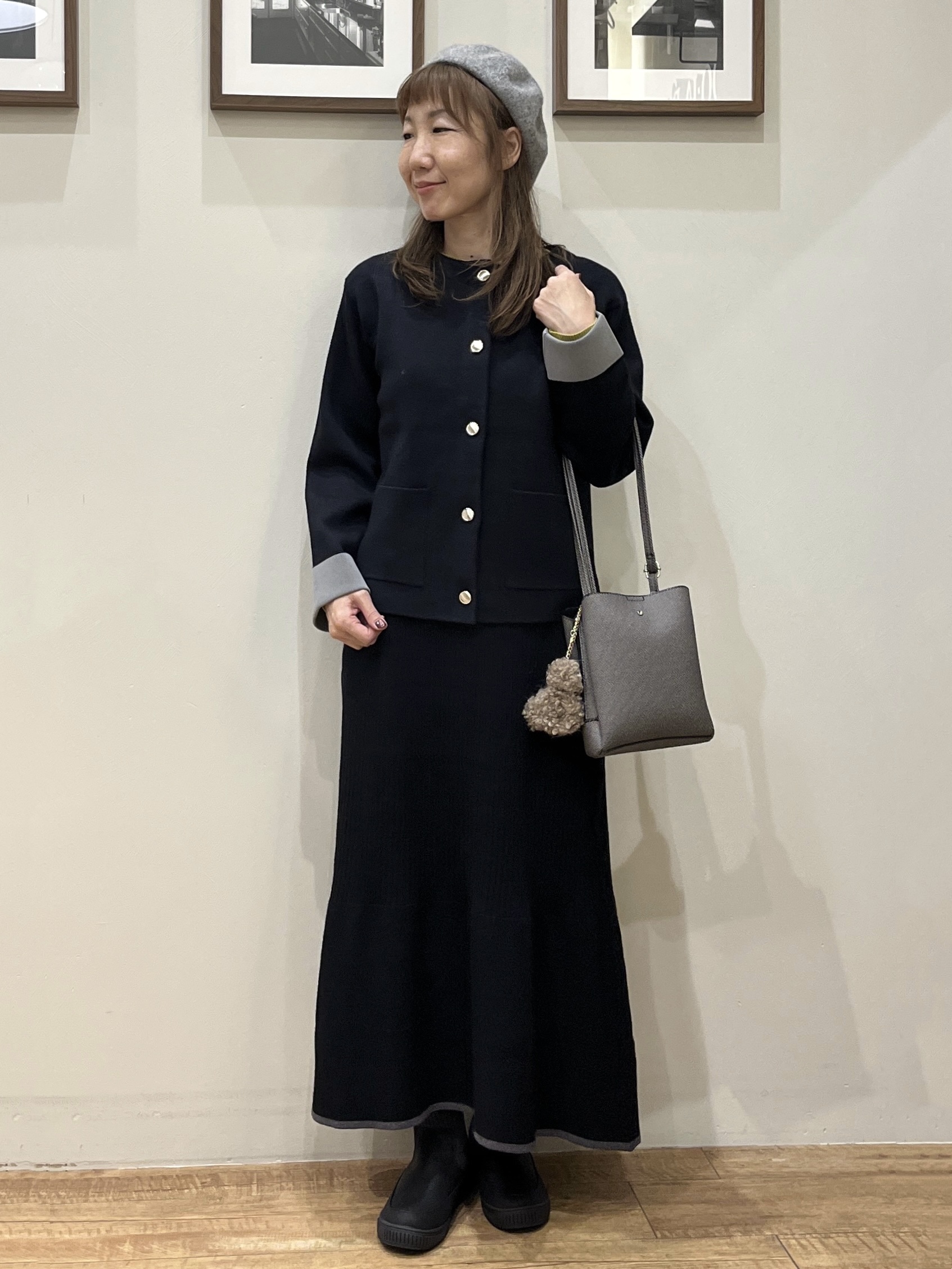 まつみさんの「SHOO･LA･RUE｜【S-LL/洗濯機可/静電気防止】もちもち配色ダブルフェイスカーディガン」を使ったコーディネート