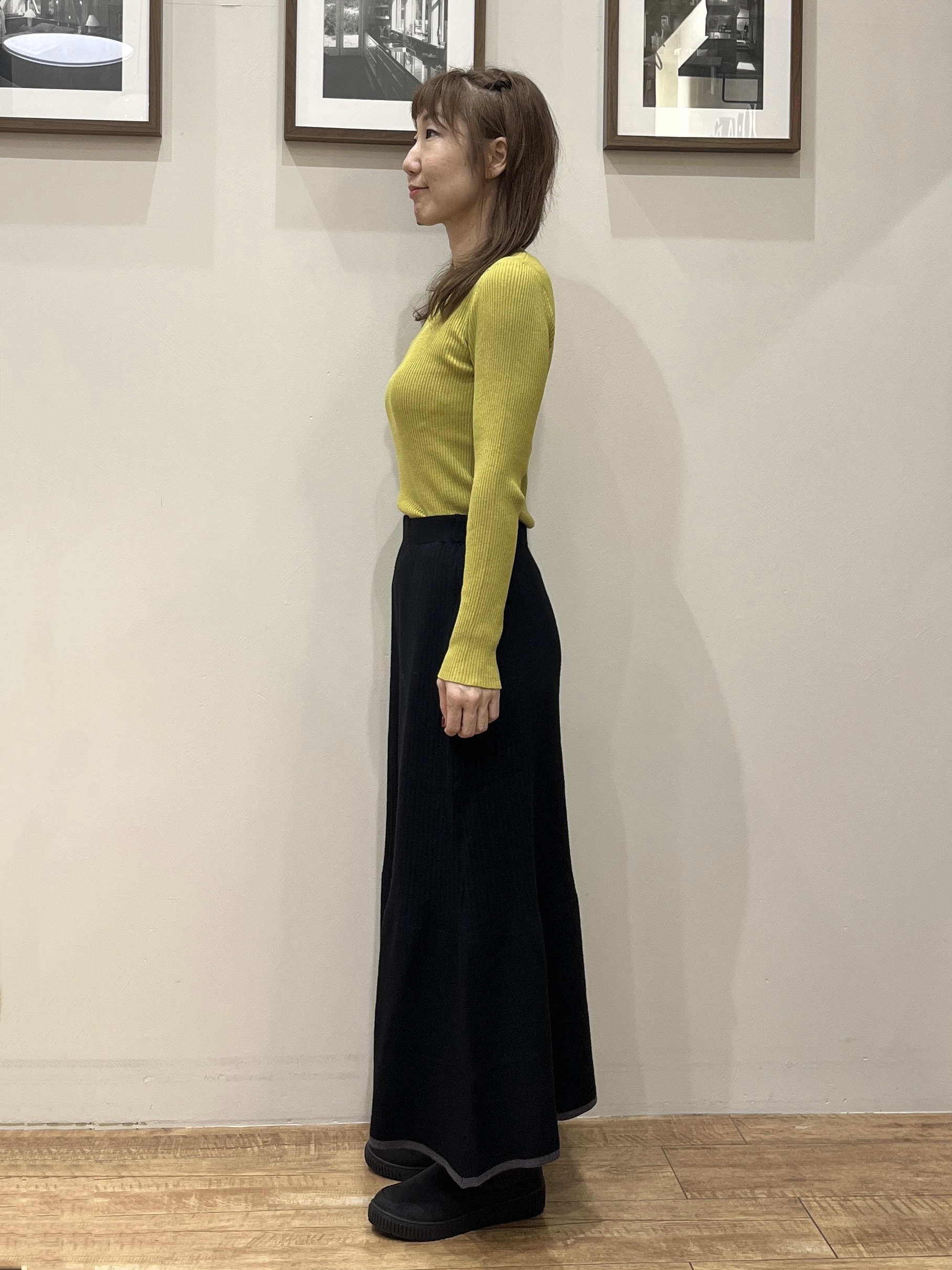 まつみさんの「SHOO･LA･RUE｜【S-LL/洗濯機可/静電気防止】もちもち配色ダブルフェイスカーディガン」を使ったコーディネート