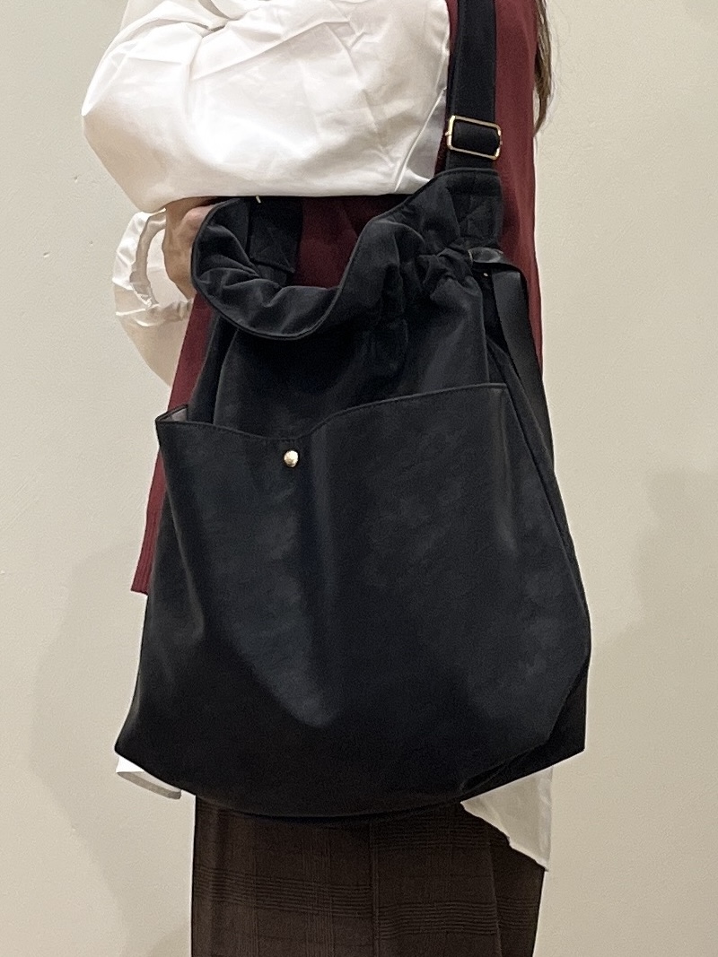 まつみさんの「SHOO･LA･RUE｜【2点セット/S-LL】着回し自在 スポンディッシュニットベスト＆フレアシャツ」を使ったコーディネート