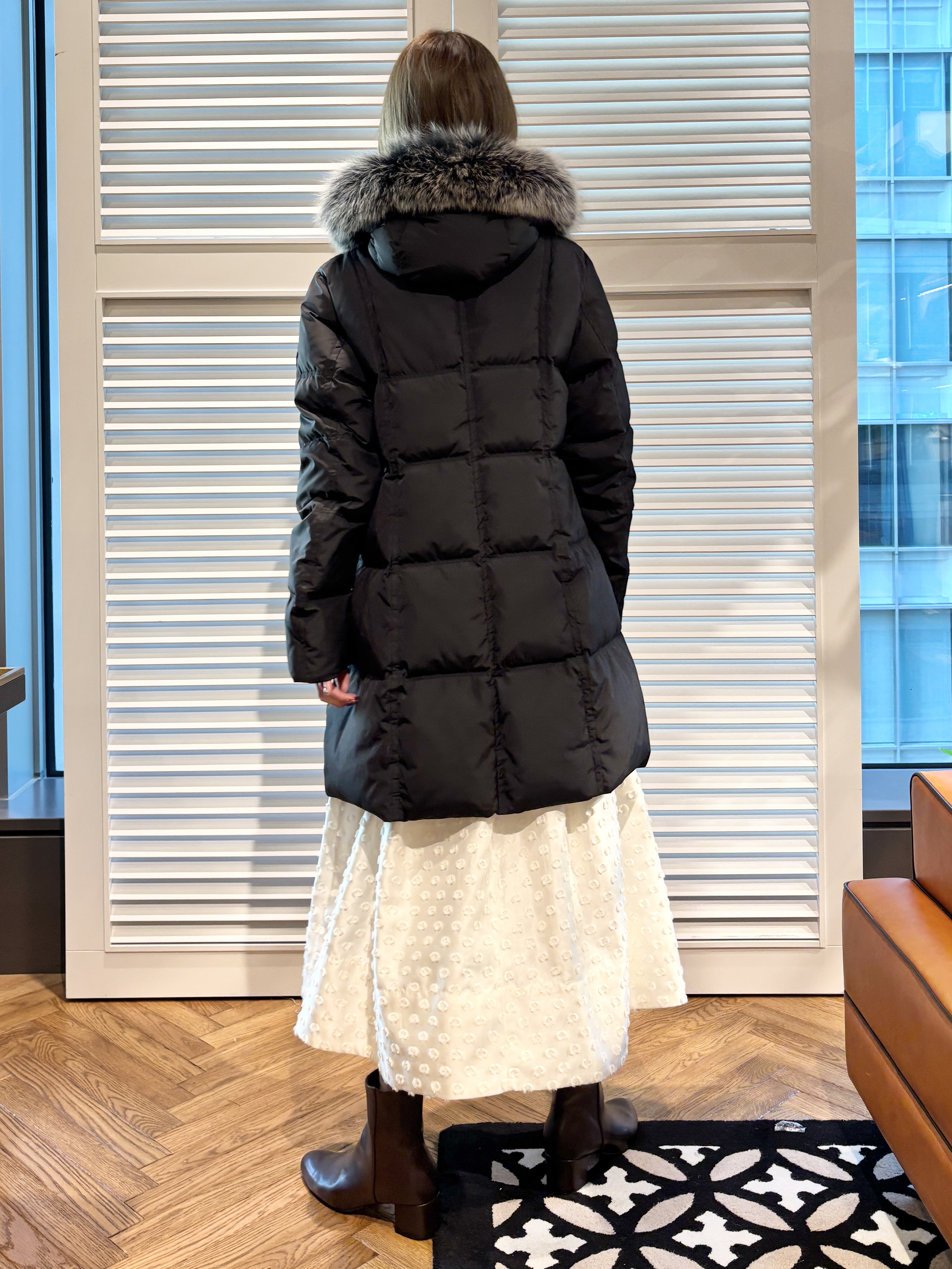 清水夏姫さんの「DRESSTERIOR｜【STORY11月号掲載】カットジャガードボリュームスカート」を使ったコーディネート