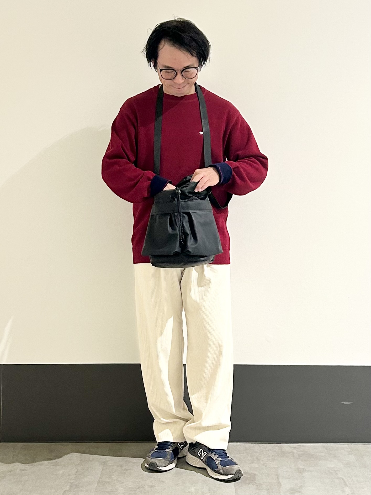 KENJI Iさんの「THE SHOP TK｜【秋から着られる】スウェットライクニット」を使ったコーディネート