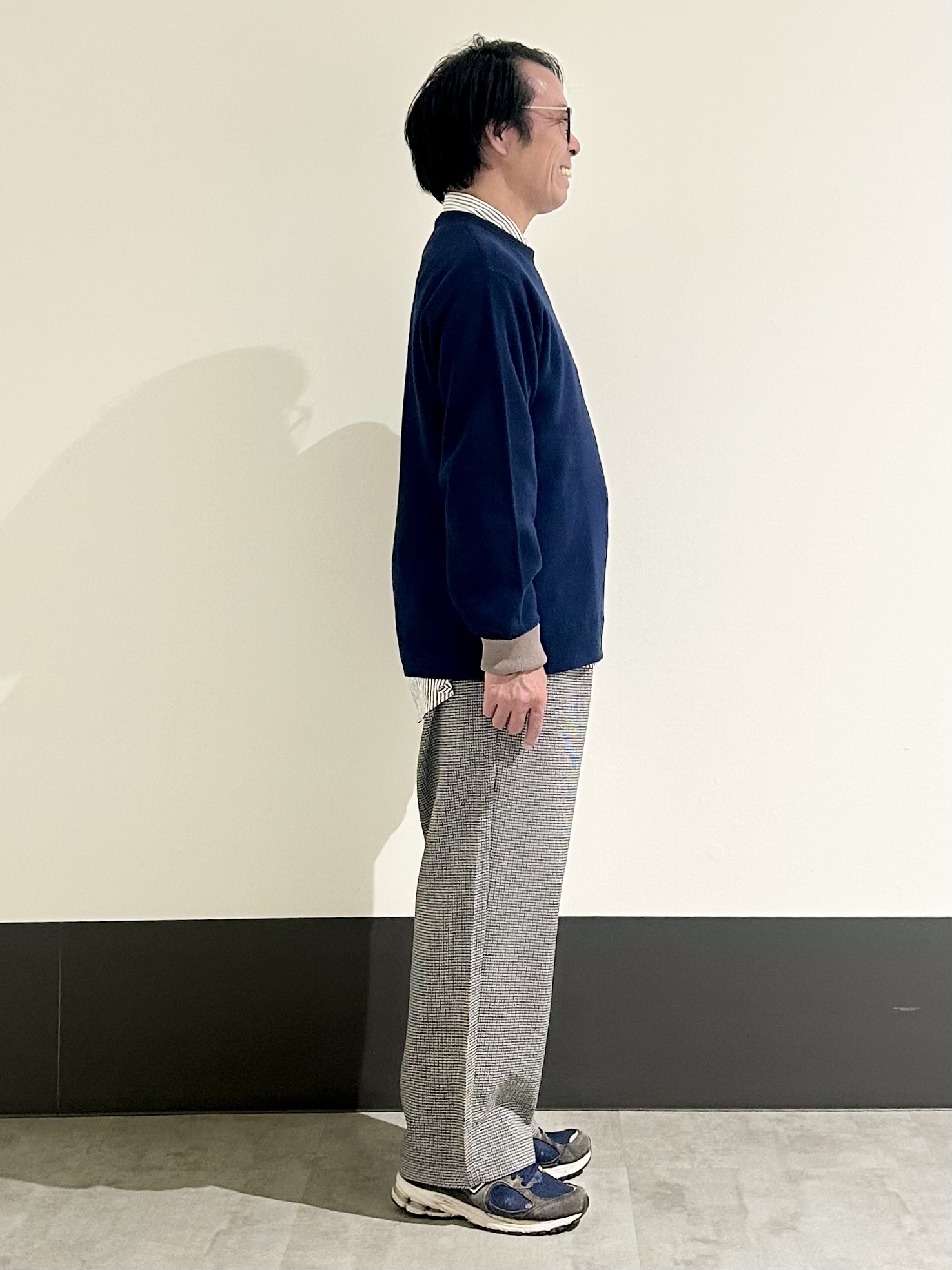 KENJI Iさんの「THE SHOP TK｜【秋から着られる】スウェットライクニット」を使ったコーディネート
