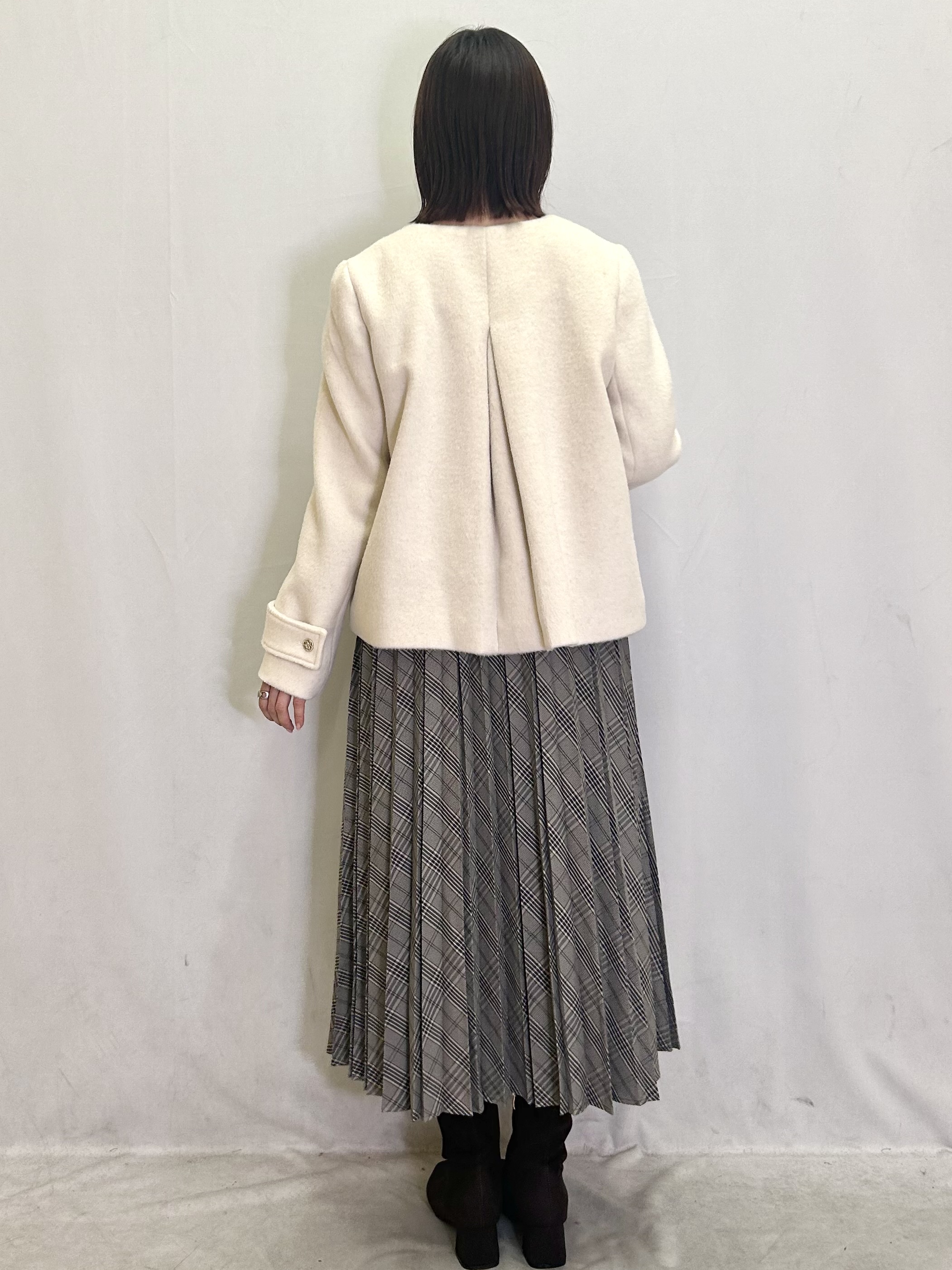 きららさんの「index｜【植草美幸先生が指南する好印象スタイル】カシミヤ混ノーカラーショートコート」を使ったコーディネート