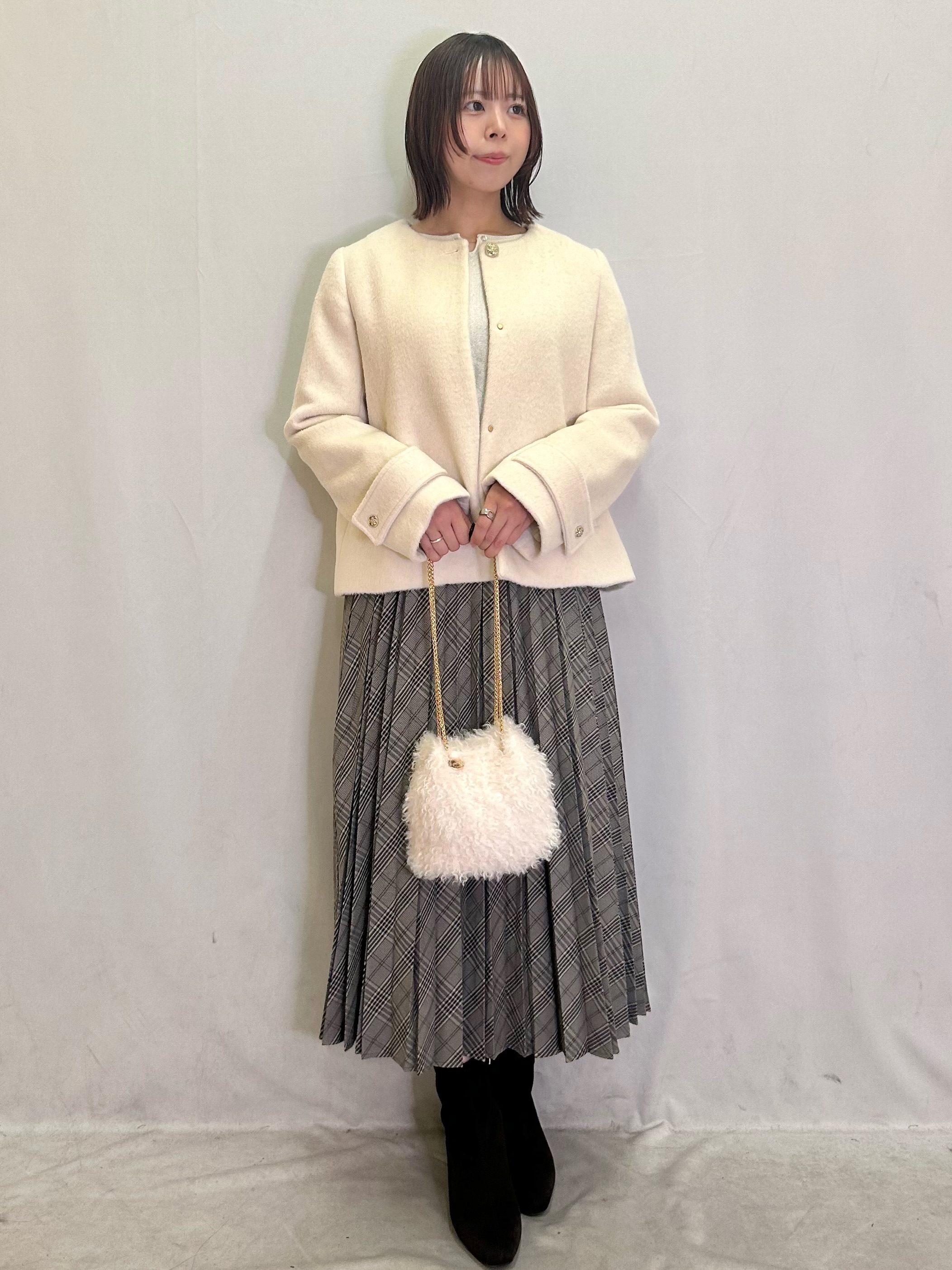 きららさんの「index｜【植草美幸先生が指南する好印象スタイル】カシミヤ混ノーカラーショートコート」を使ったコーディネート