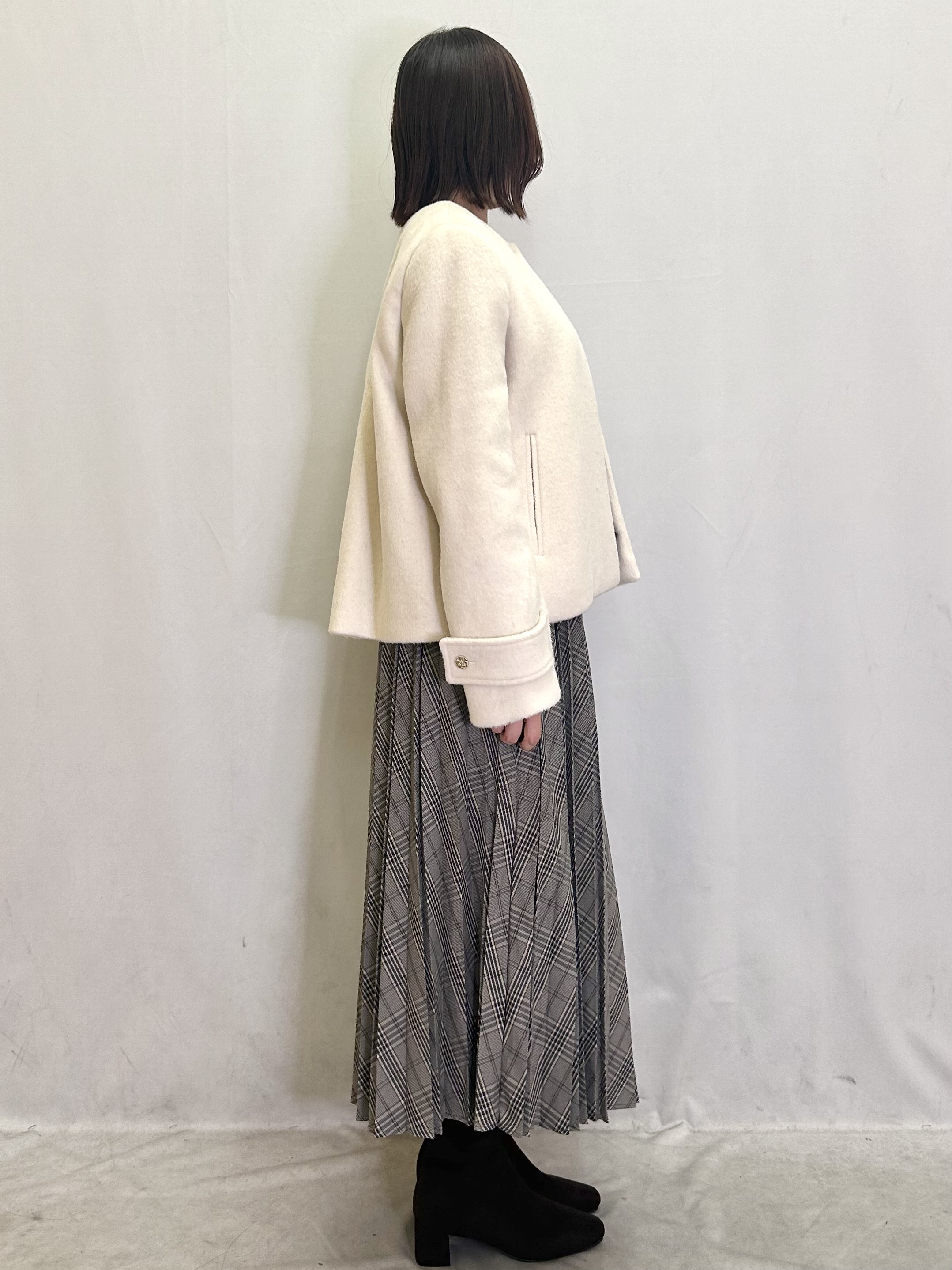 きららさんの「index｜【植草美幸先生が指南する好印象スタイル】カシミヤ混ノーカラーショートコート」を使ったコーディネート