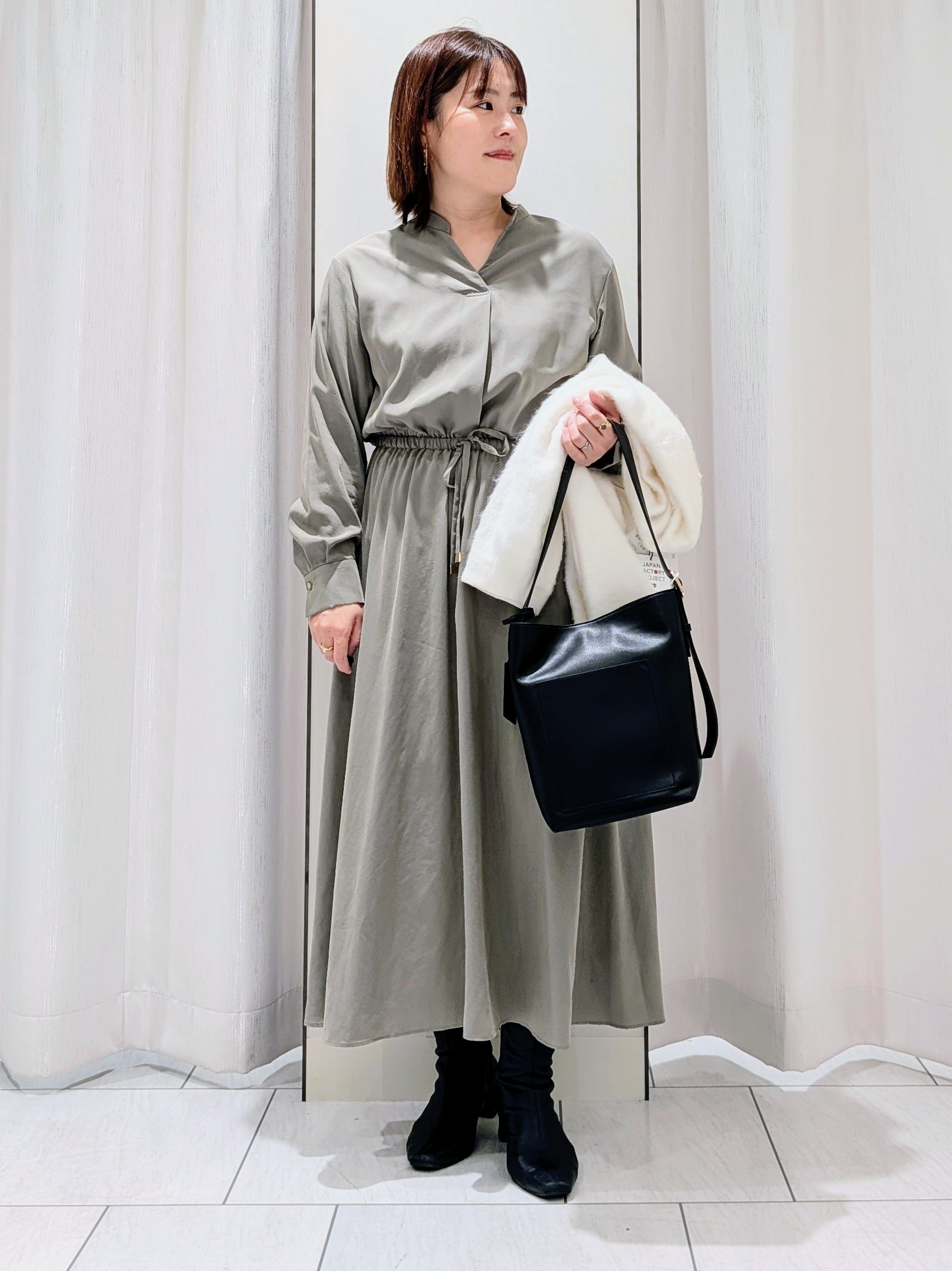 Onumaさんの「UNTITLED｜【軽アウター/秋羽織り】シャギージップカーデ」を使ったコーディネート