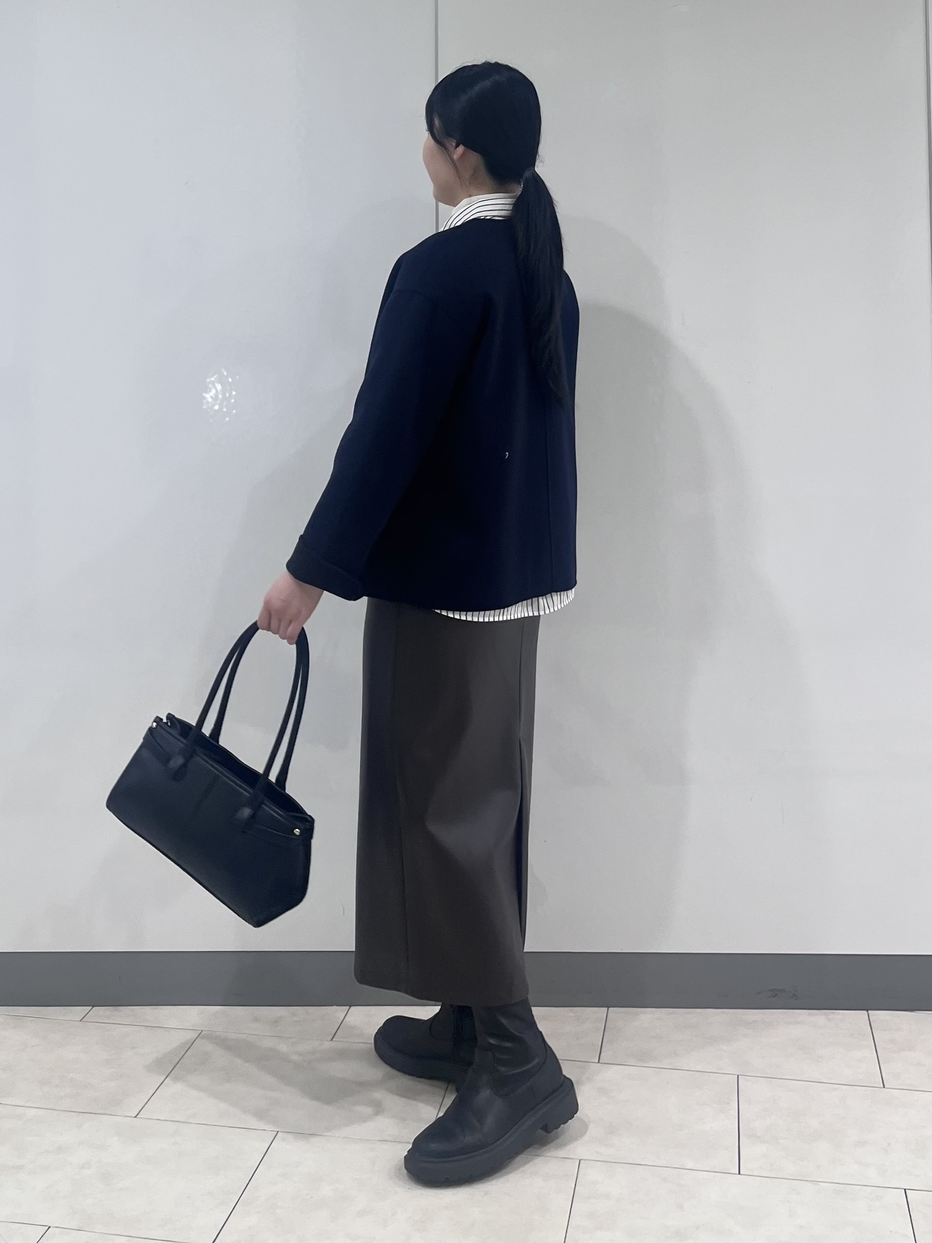 hasuさんの「INDIVI｜【ウール混／配色】ショート丈リバー丸首コート」を使ったコーディネート