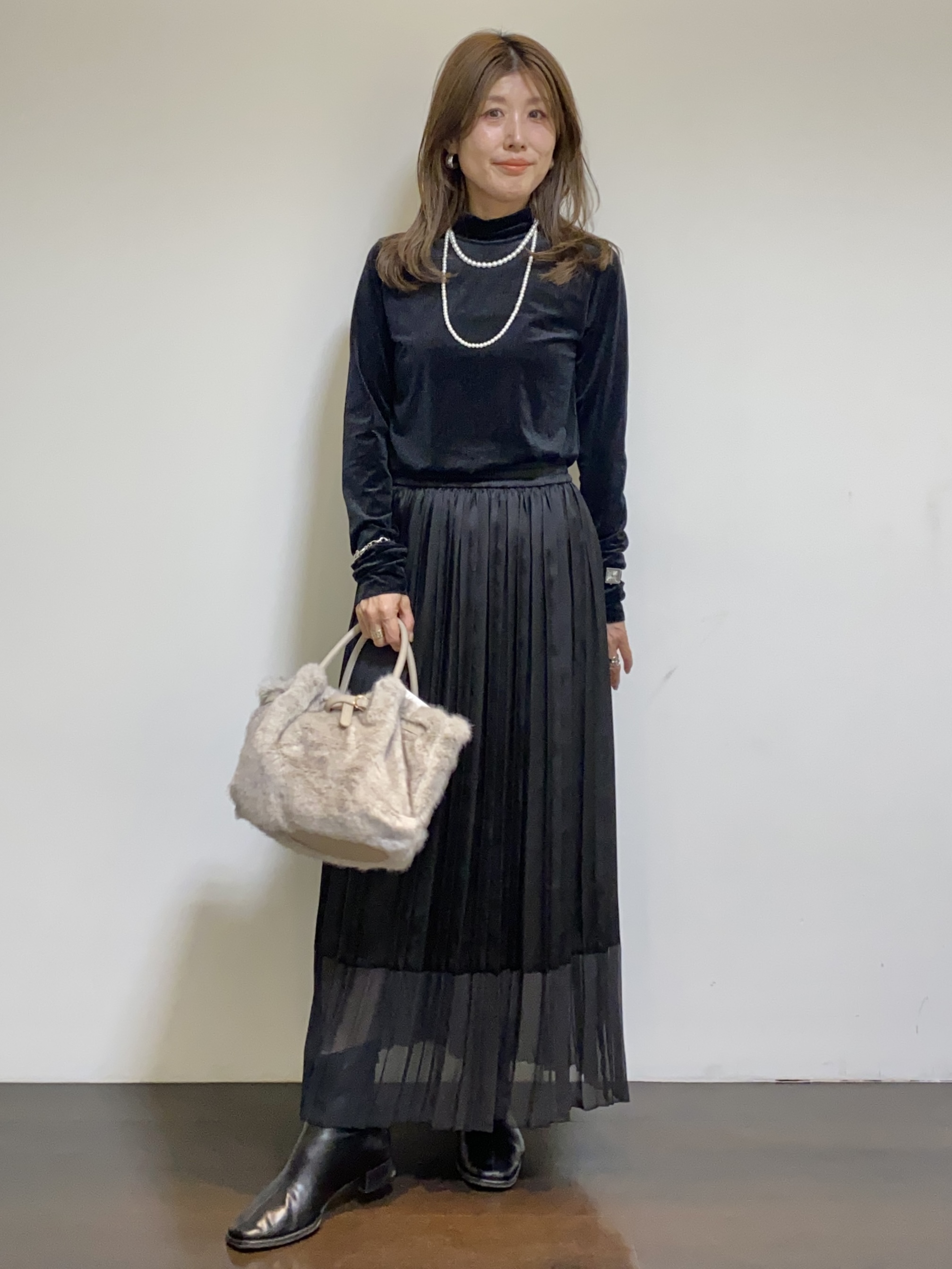 tomoさんの「UNTITLED｜【軽アウター/中綿/秋冬コート】ショートブルゾン」を使ったコーディネート