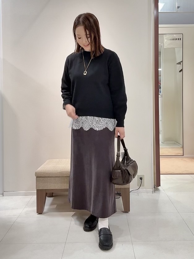YUIさんの「UNTITLED｜【きれいめカジュアル】スウェットライクニットプルオーバー」を使ったコーディネート