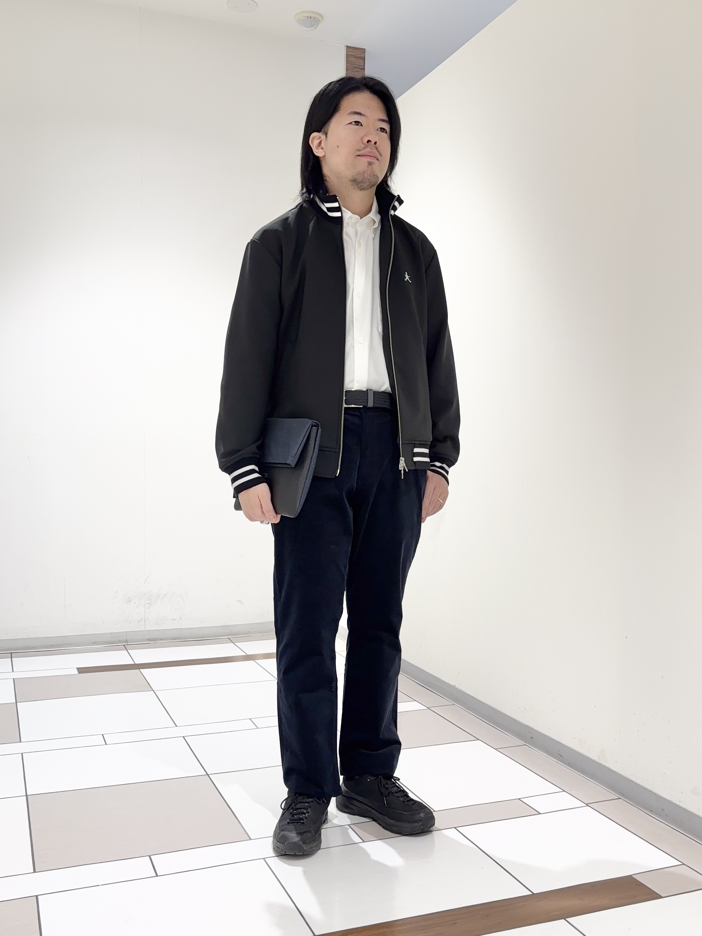 及川さんの「TAKEO KIKUCHI｜【BOWLER HAT LABEL】ダウンファブリック トラックジャケット」を使ったコーディネート