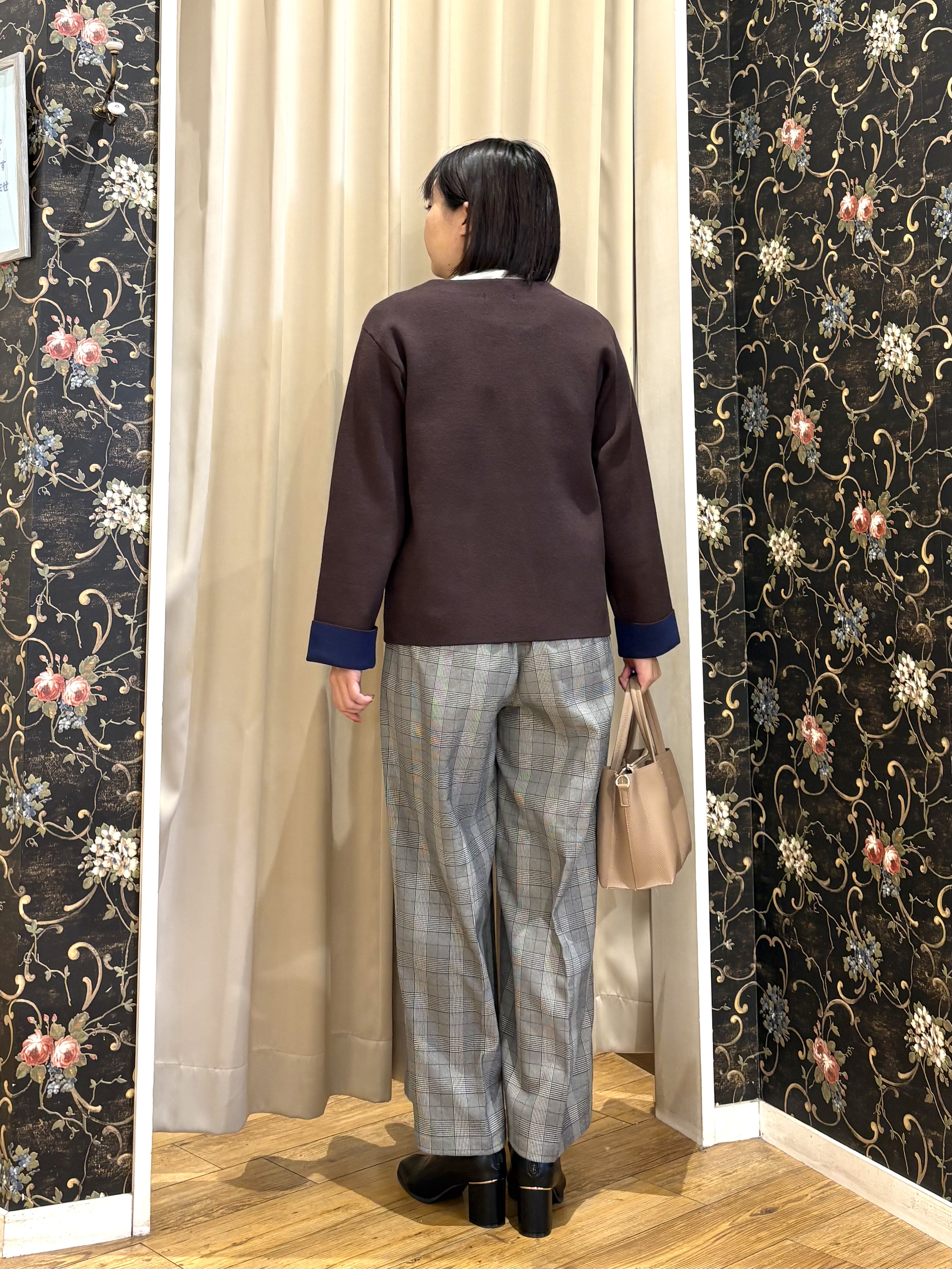 ネリさんの「SHOO･LA･RUE｜【S-LL/洗濯機可/静電気防止】もちもち配色ダブルフェイスカーディガン」を使ったコーディネート