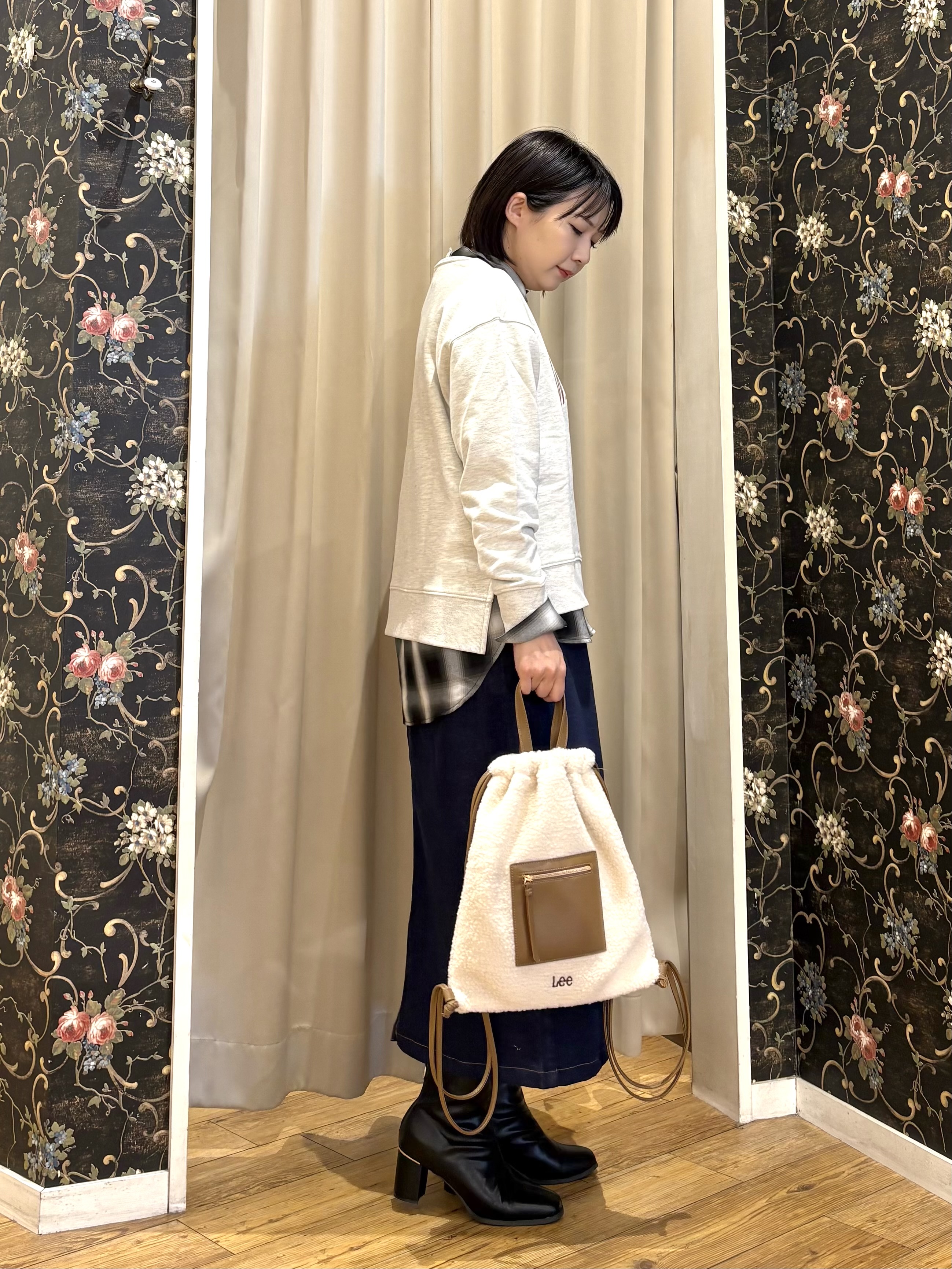ネリさんの「SHOO･LA･RUE｜【S-LL/洗濯機可】ゆるっと着られる 裏毛プリントアソートスウェット」を使ったコーディネート