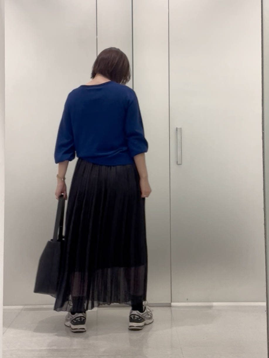 まどかさんの「UNTITLED｜【店頭人気！/8色展開】ボリュームスリーブニットプルオーバー」を使ったコーディネート